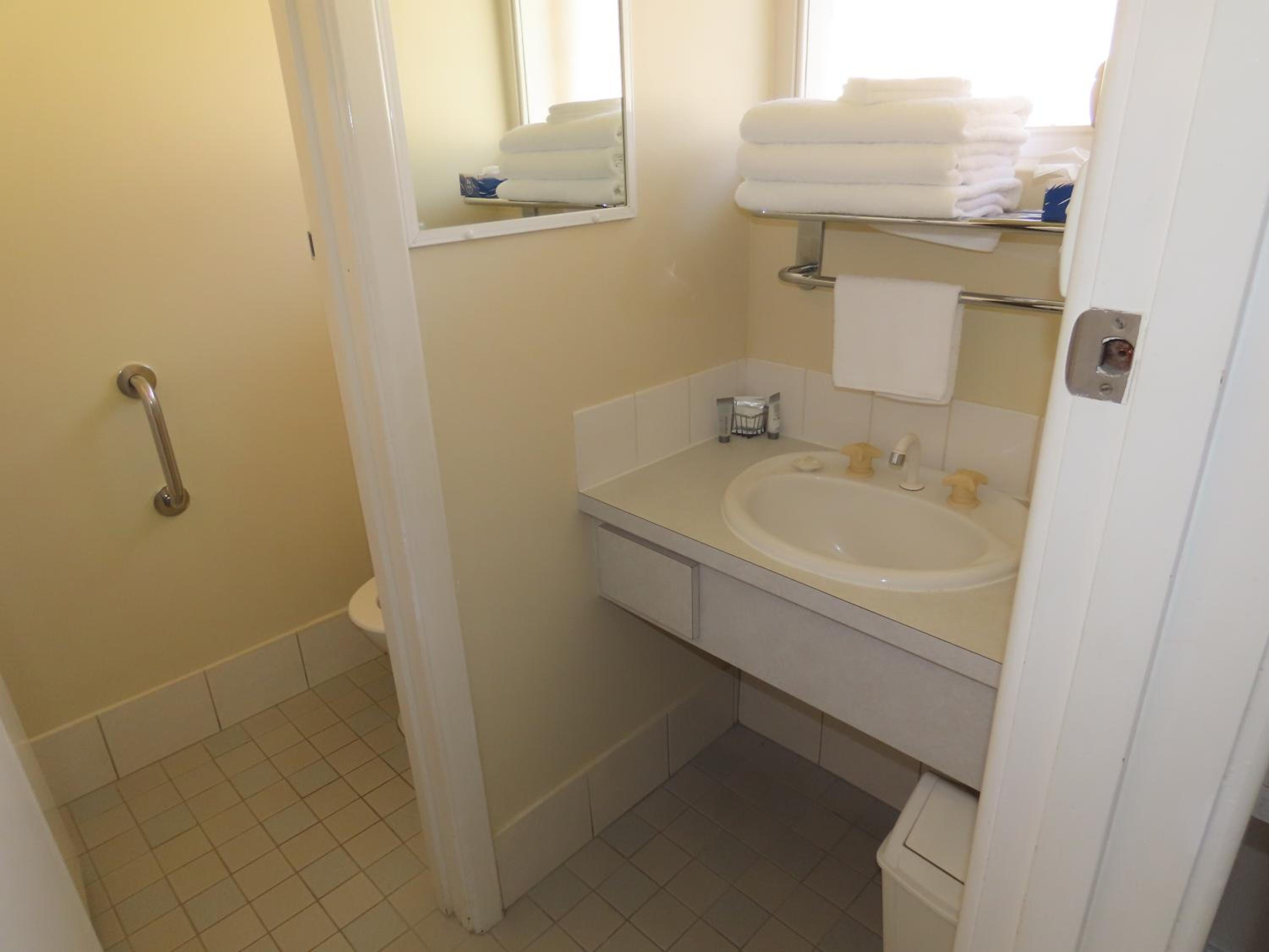 Albany Vacations - Emu Point Motel - Property Image 8