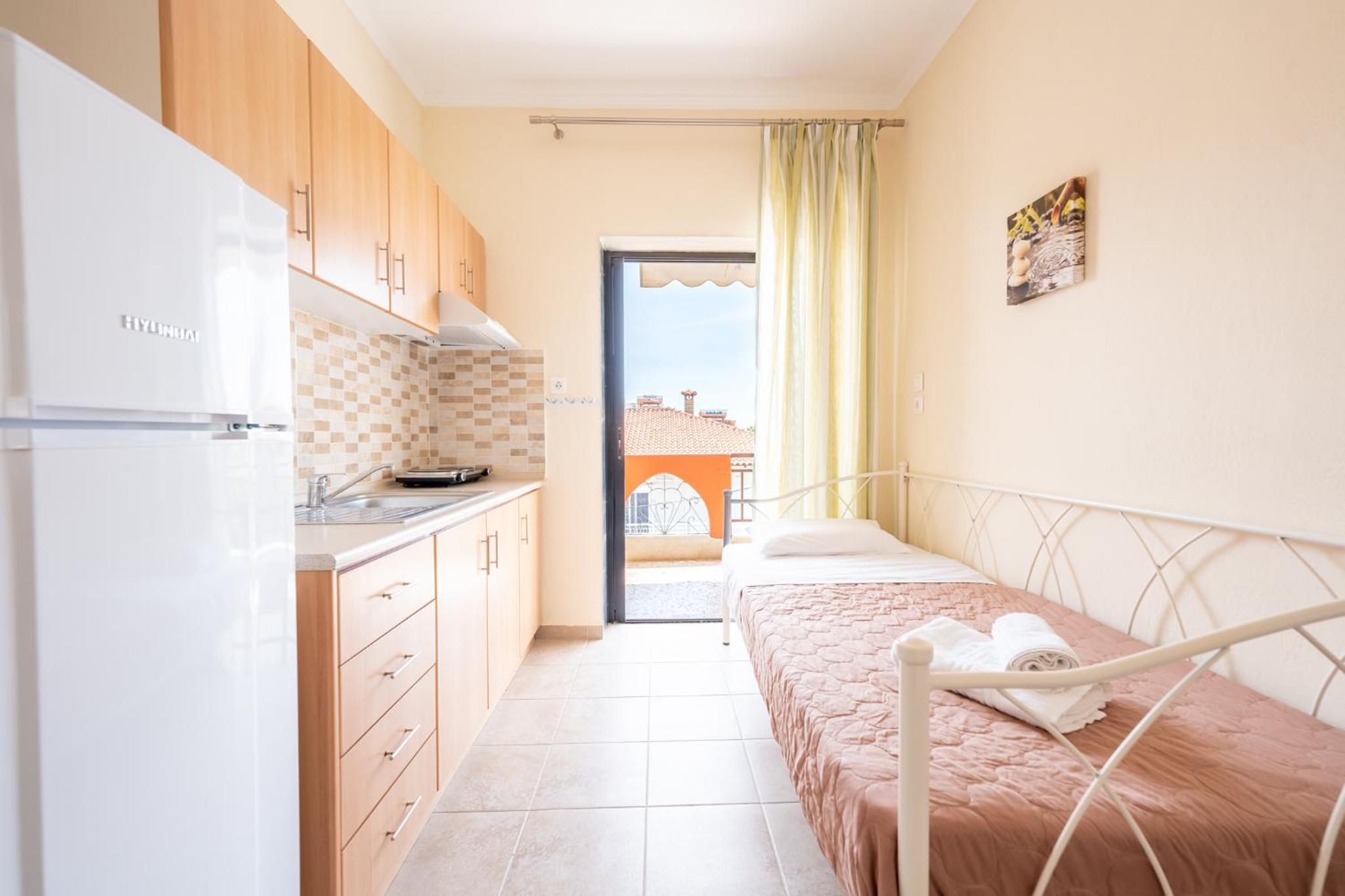 Milonas House Apartments