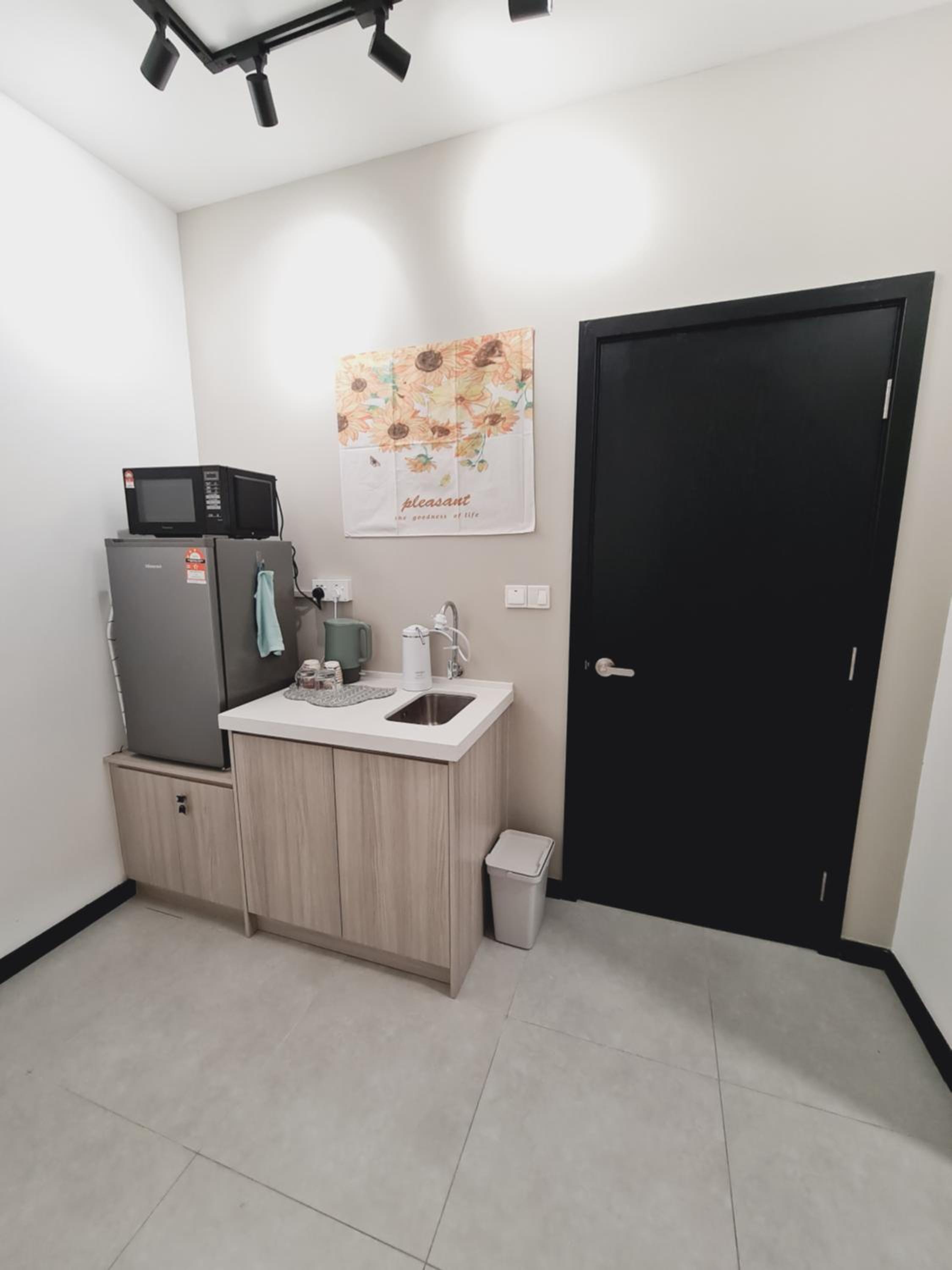 Cozy 2R2B near Gleneagles @ Embassy Row KLCC