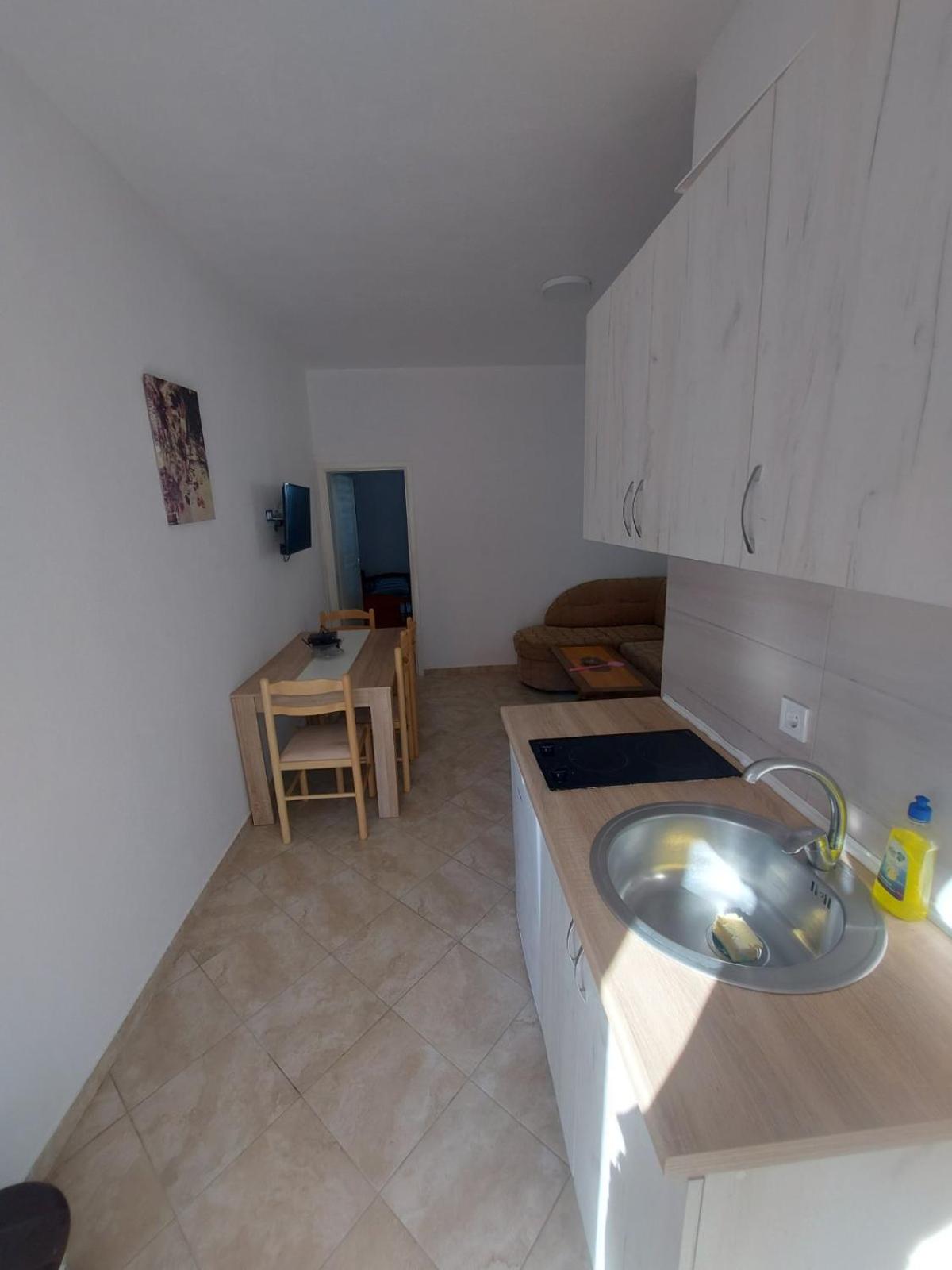 Photo 37