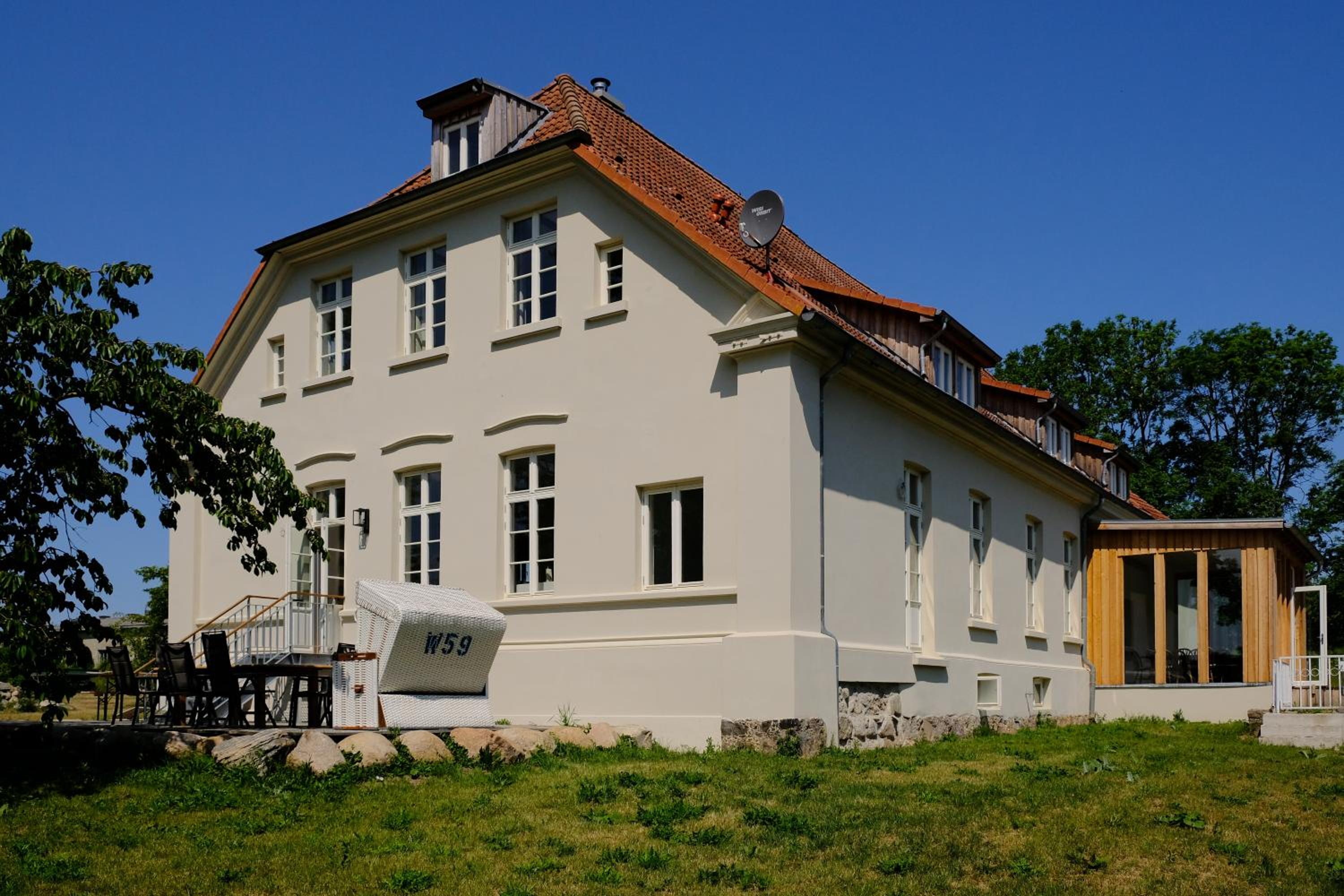 Gutshaus KVH FeWo Priwall
