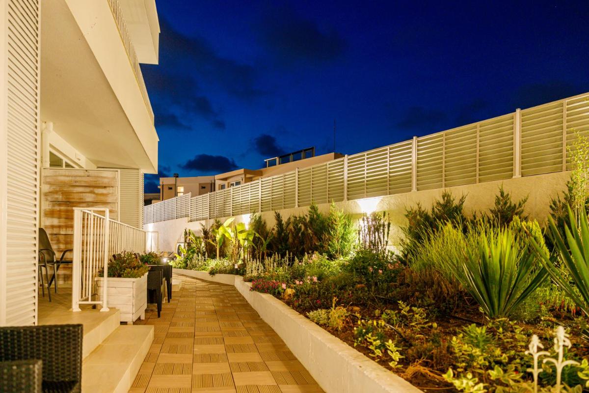 outdoor BBQ area