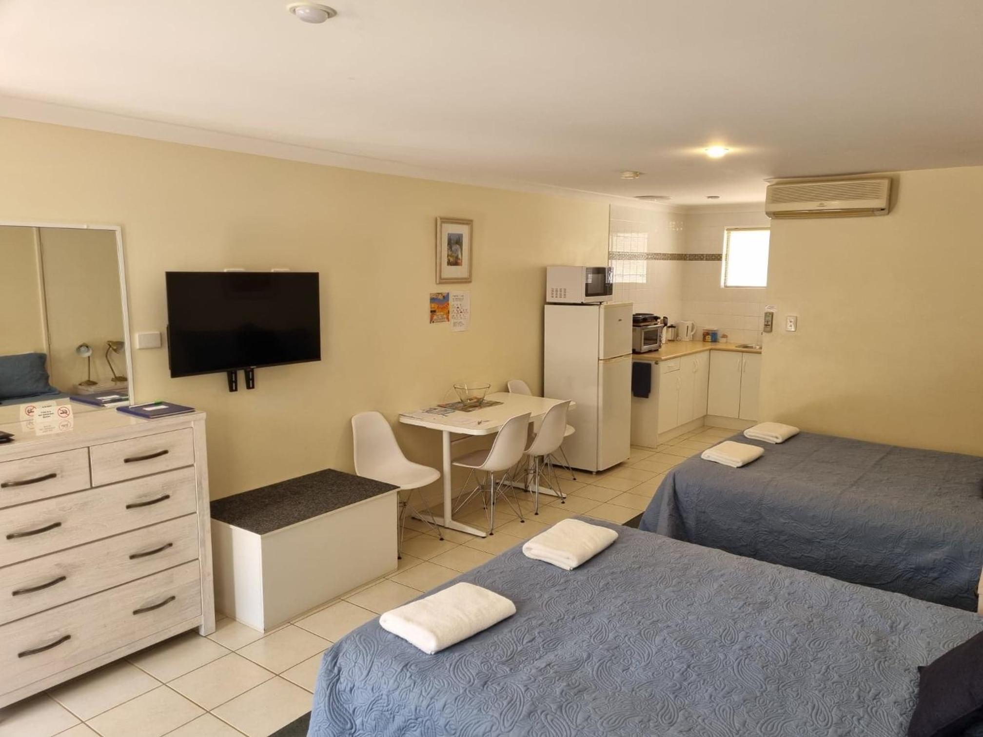 Emu Point Motel