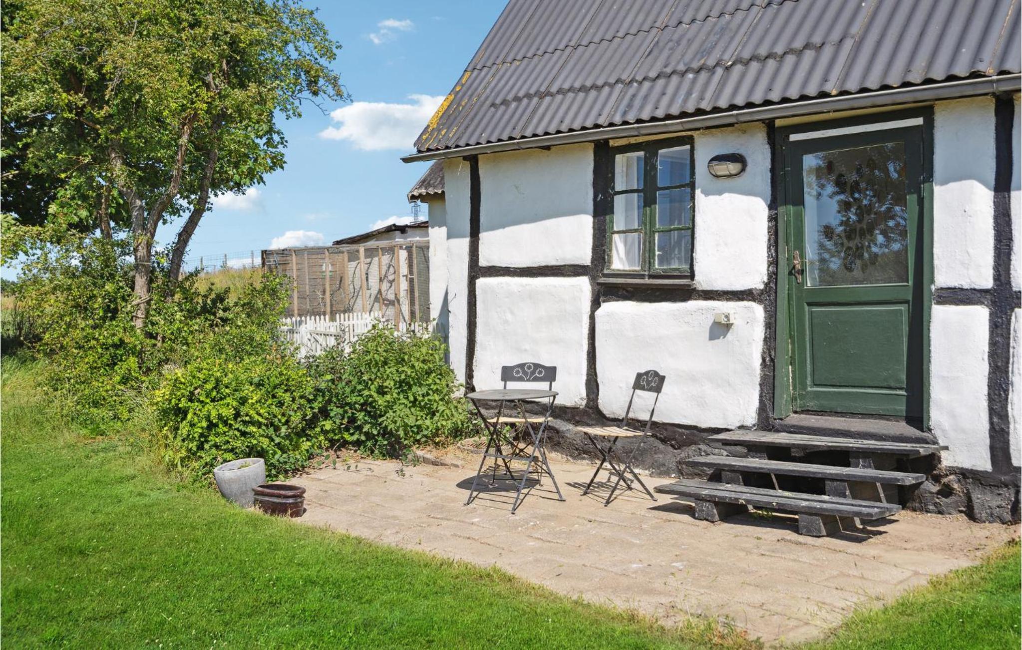 Beautiful Home In Lundby With Wifi