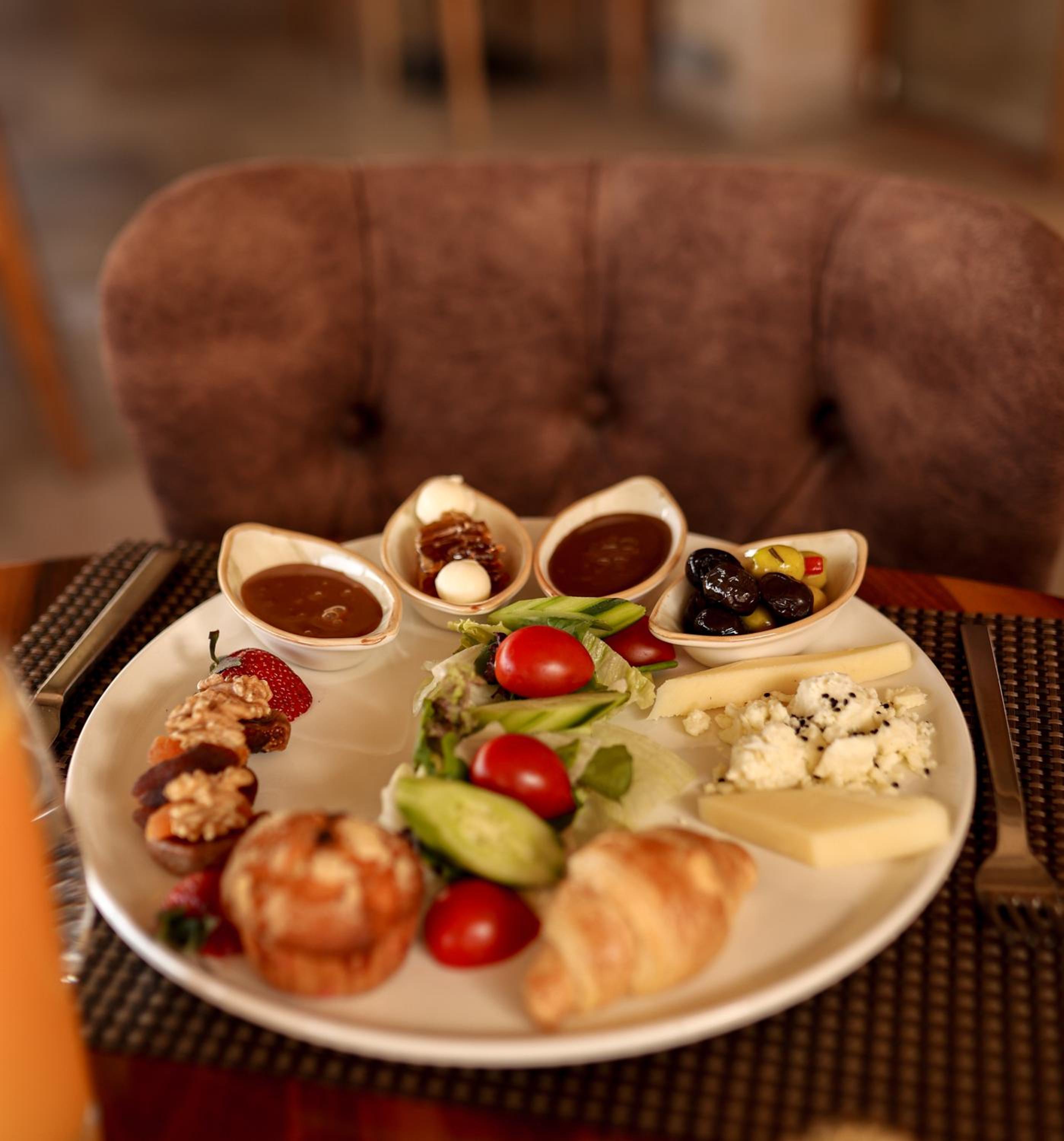 Luxury Cratus Stone Palace - Image 35