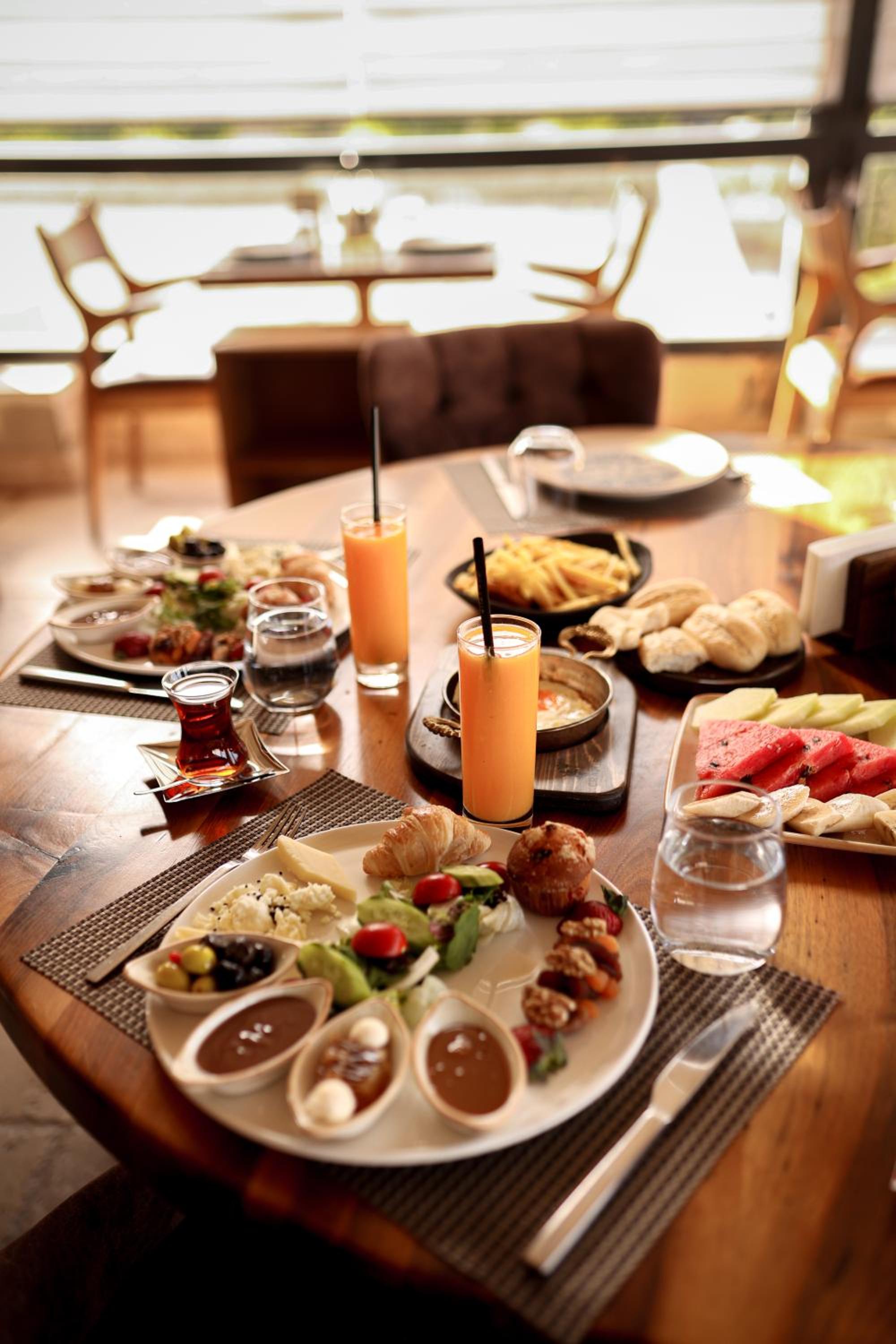 Luxury Cratus Stone Palace - Image 40