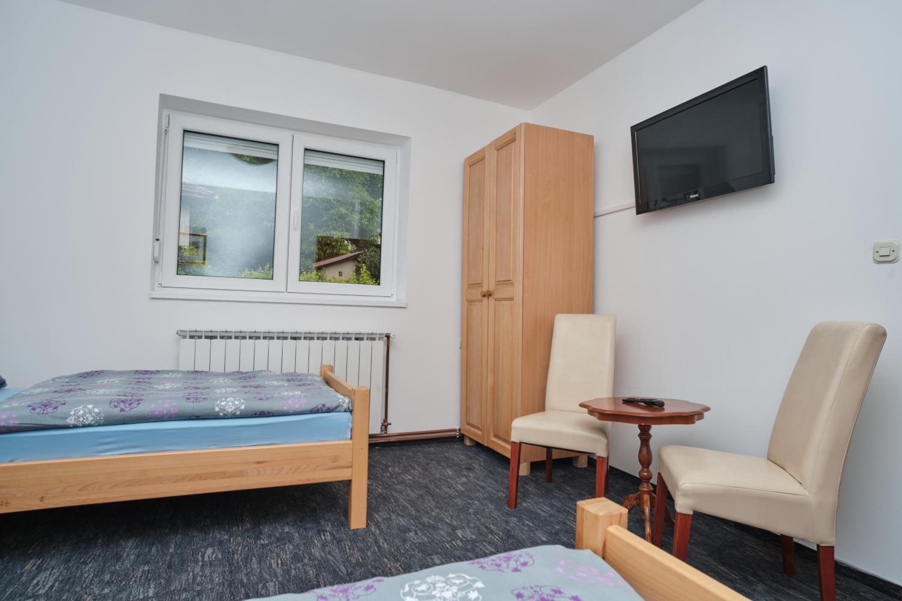 Apartment Bistrik medresa - free parking