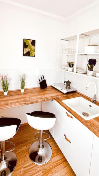 Moderný apartman s parkovaním