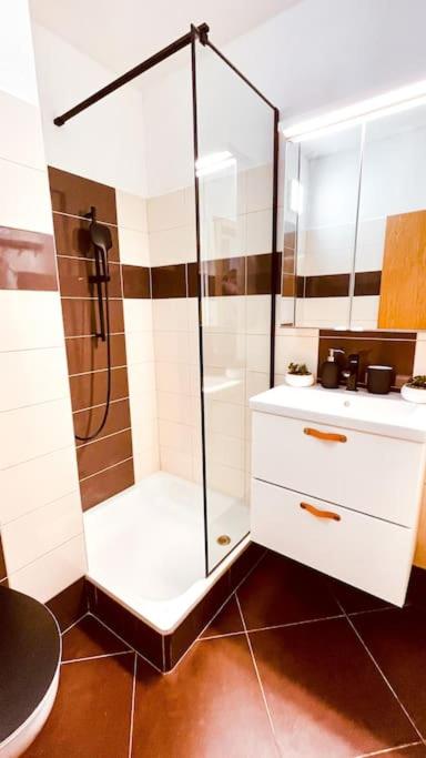 Moderný apartman s parkovaním