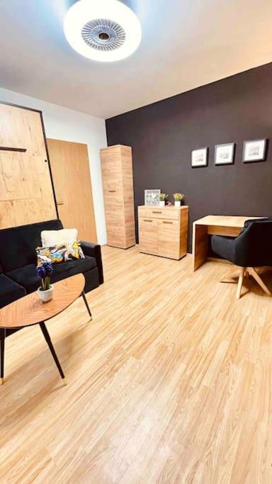 Moderný apartman s parkovaním