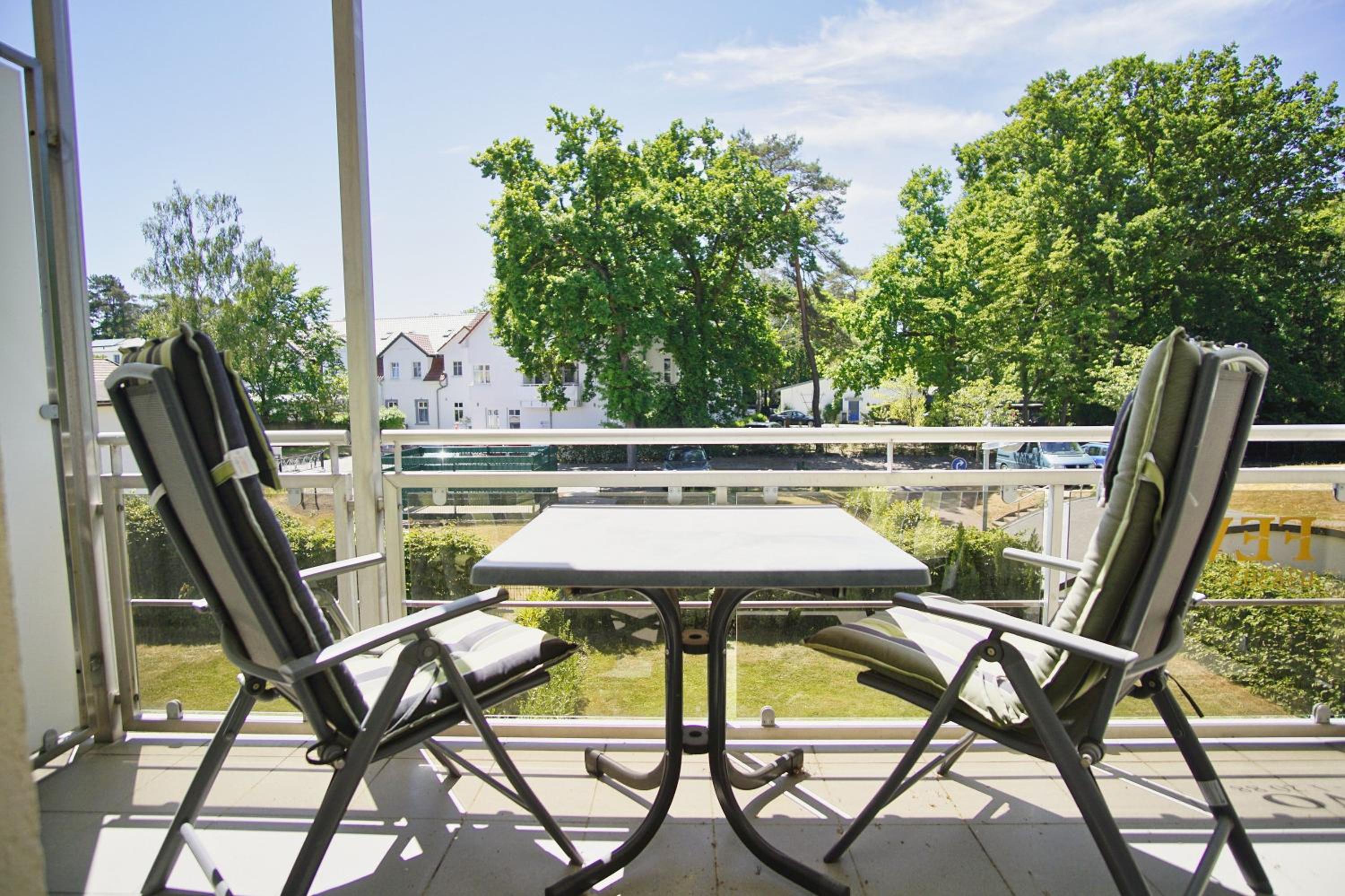 strandnahe Ferienwohnung mit 2 Balkonen - Haus am Kurpark FeWo 12