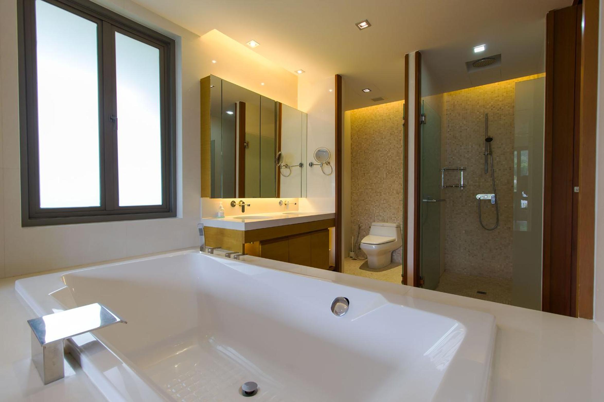 Nai Thon Beachfront Apartments