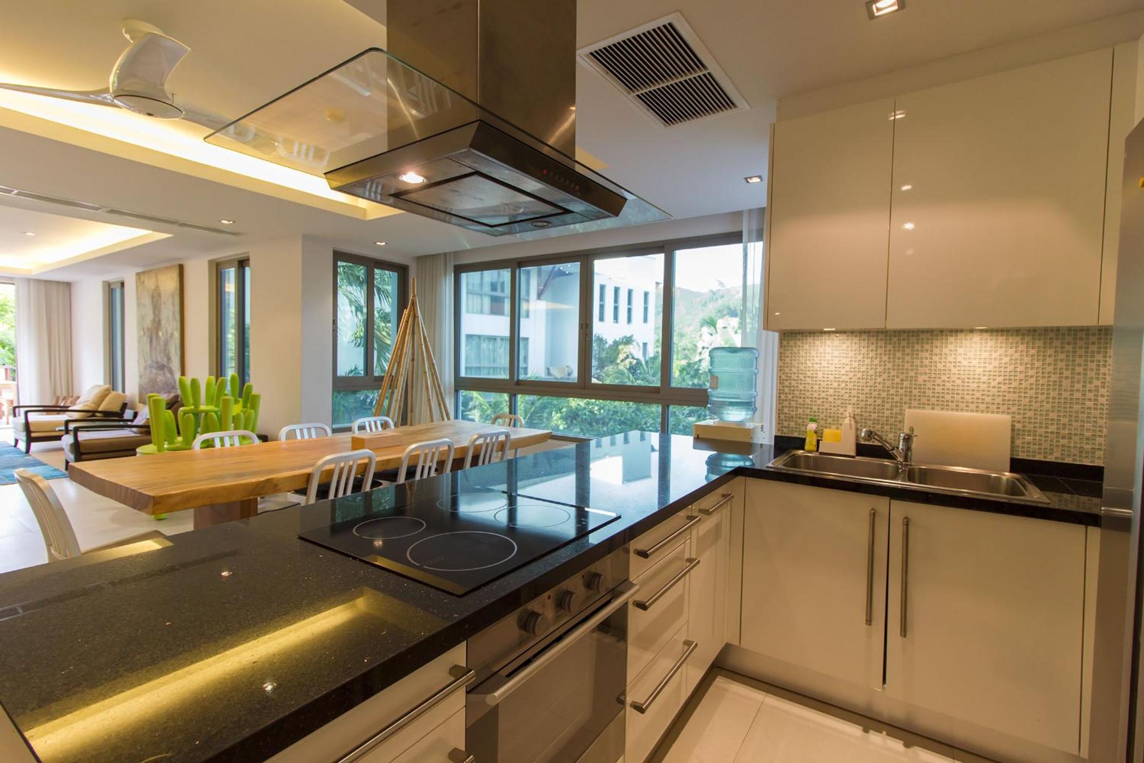 Nai Thon Beachfront Apartments