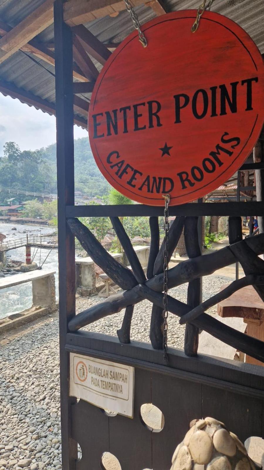 Enter Point