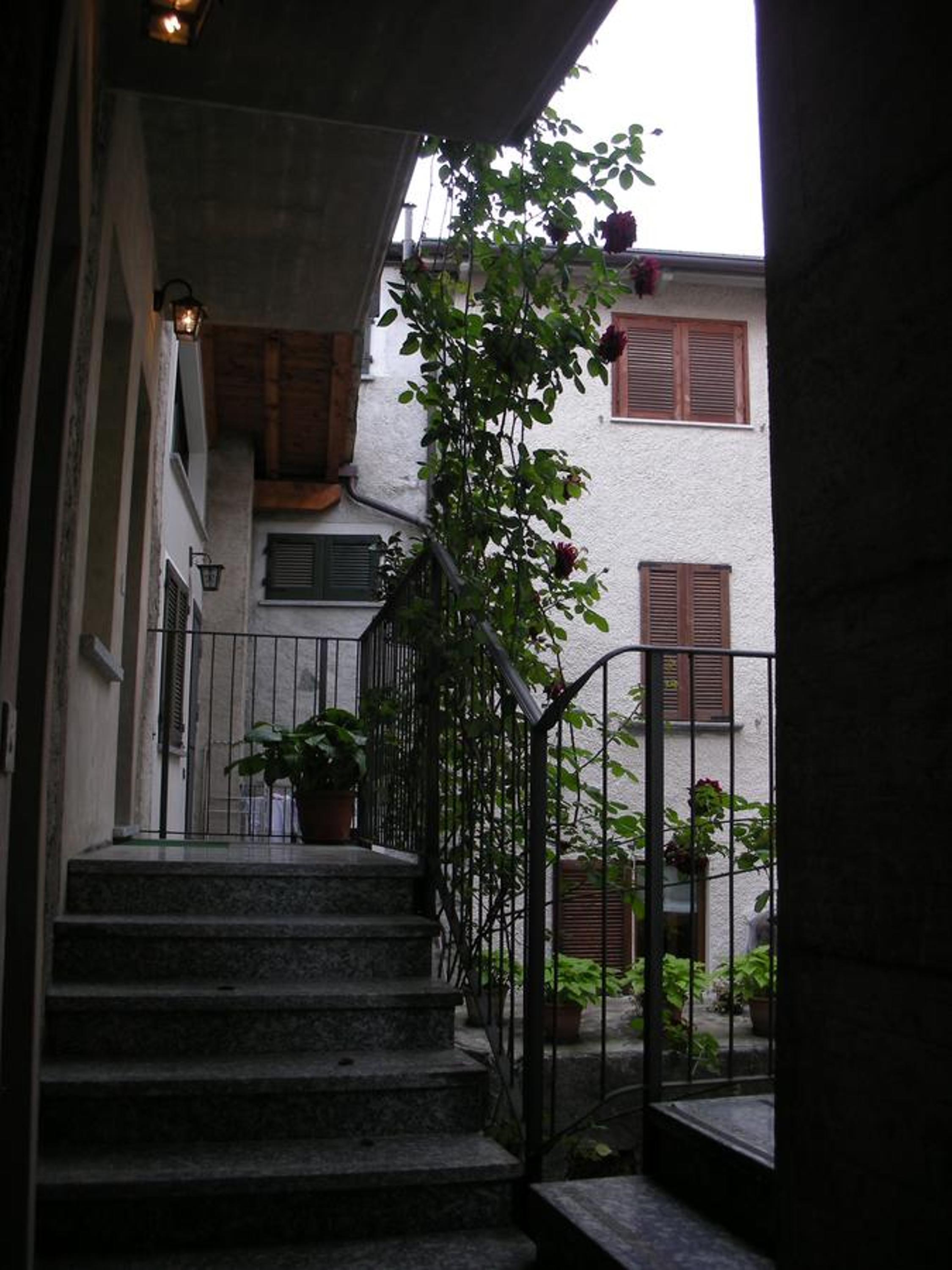 Photo 44