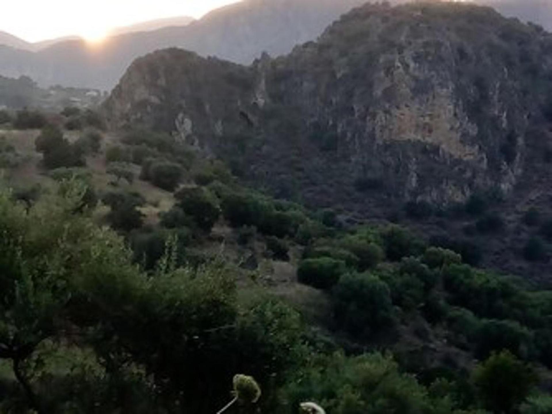 Secluded 3 bed apartment amazing views