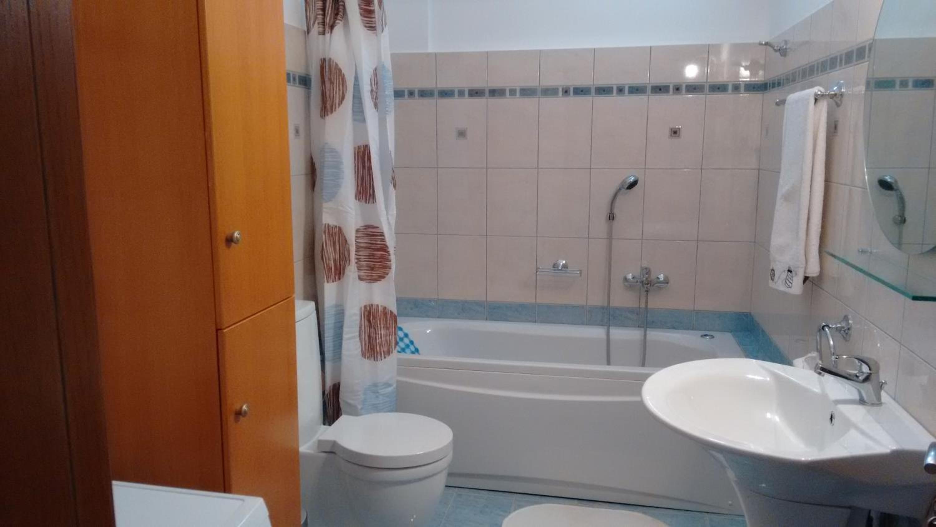 Tholos Bay Suites