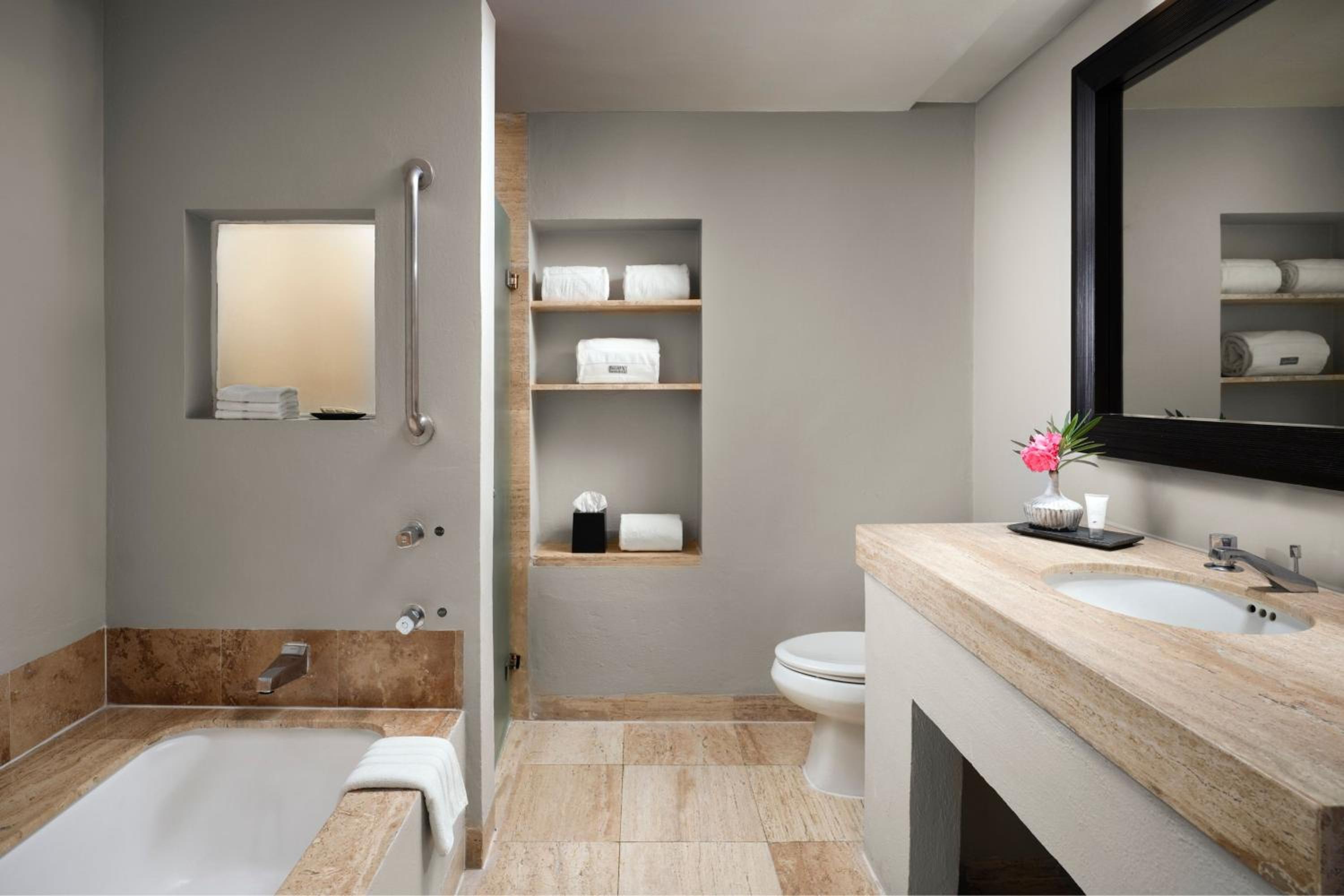 The Westin Resort & Spa Cancun 2