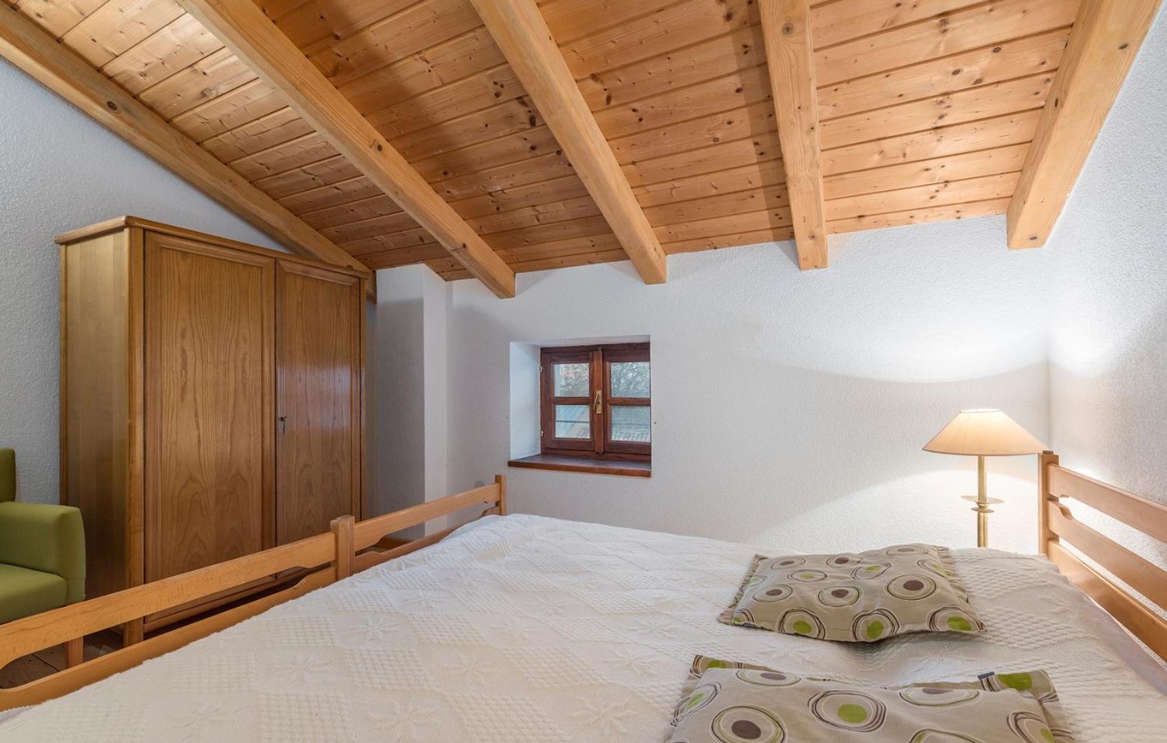 70 m2 Ferienwohnung Jurići in Steinhaus unweit von Poreč