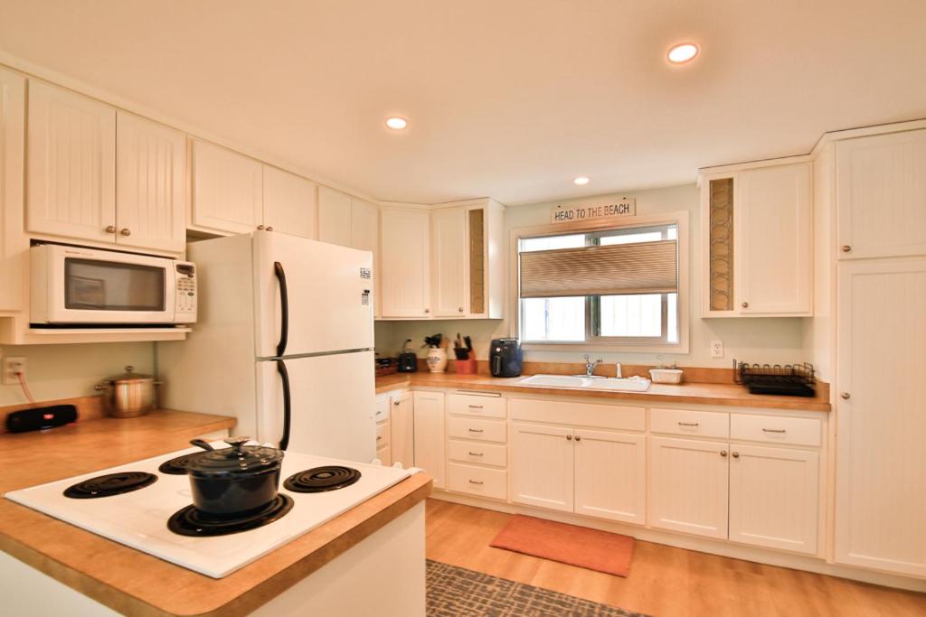Sandpiper Shores