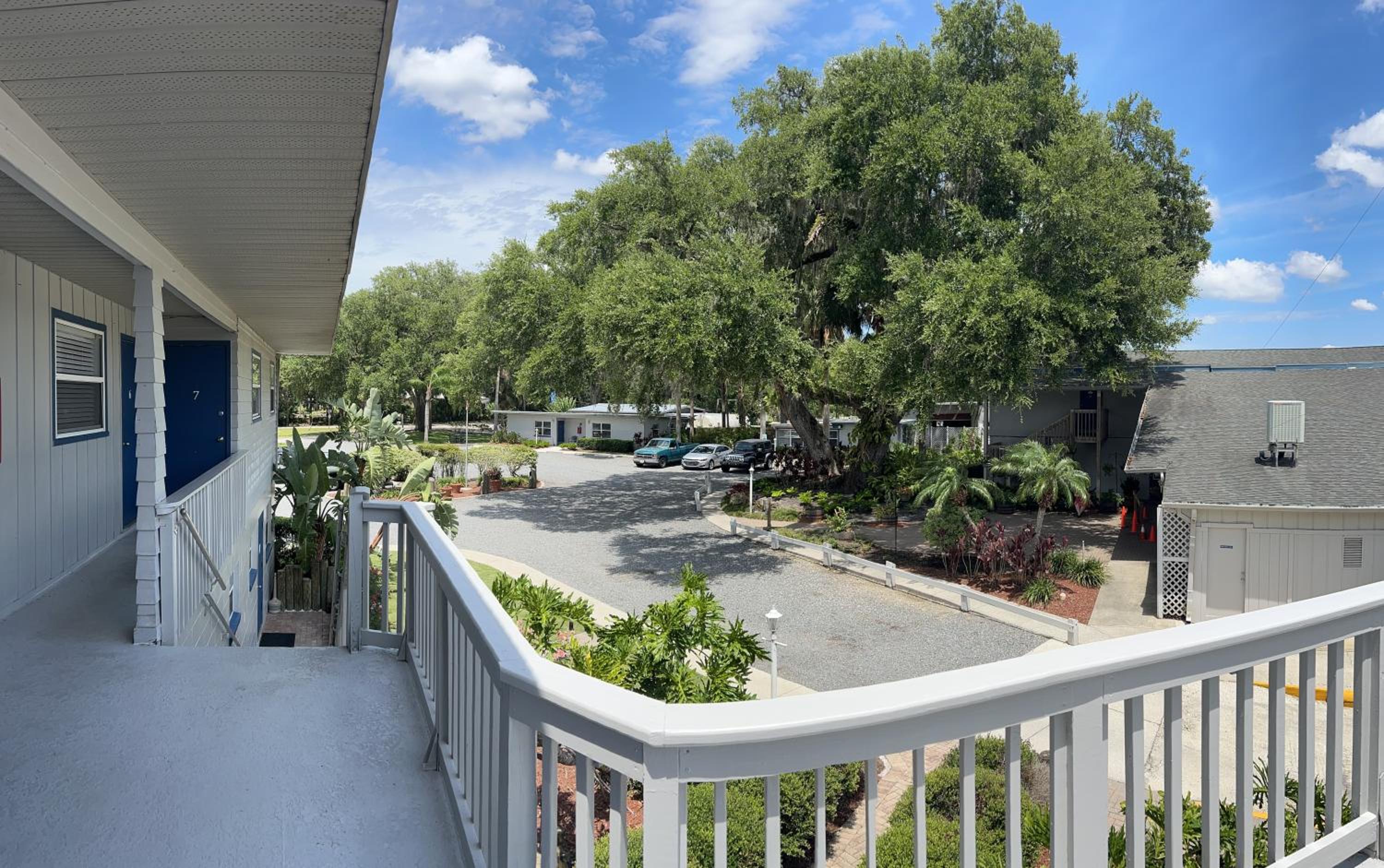 Hontoon Landing Resort & Marina