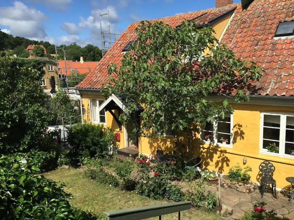 CHARMING FARM HOUSE IN GUDHJEM