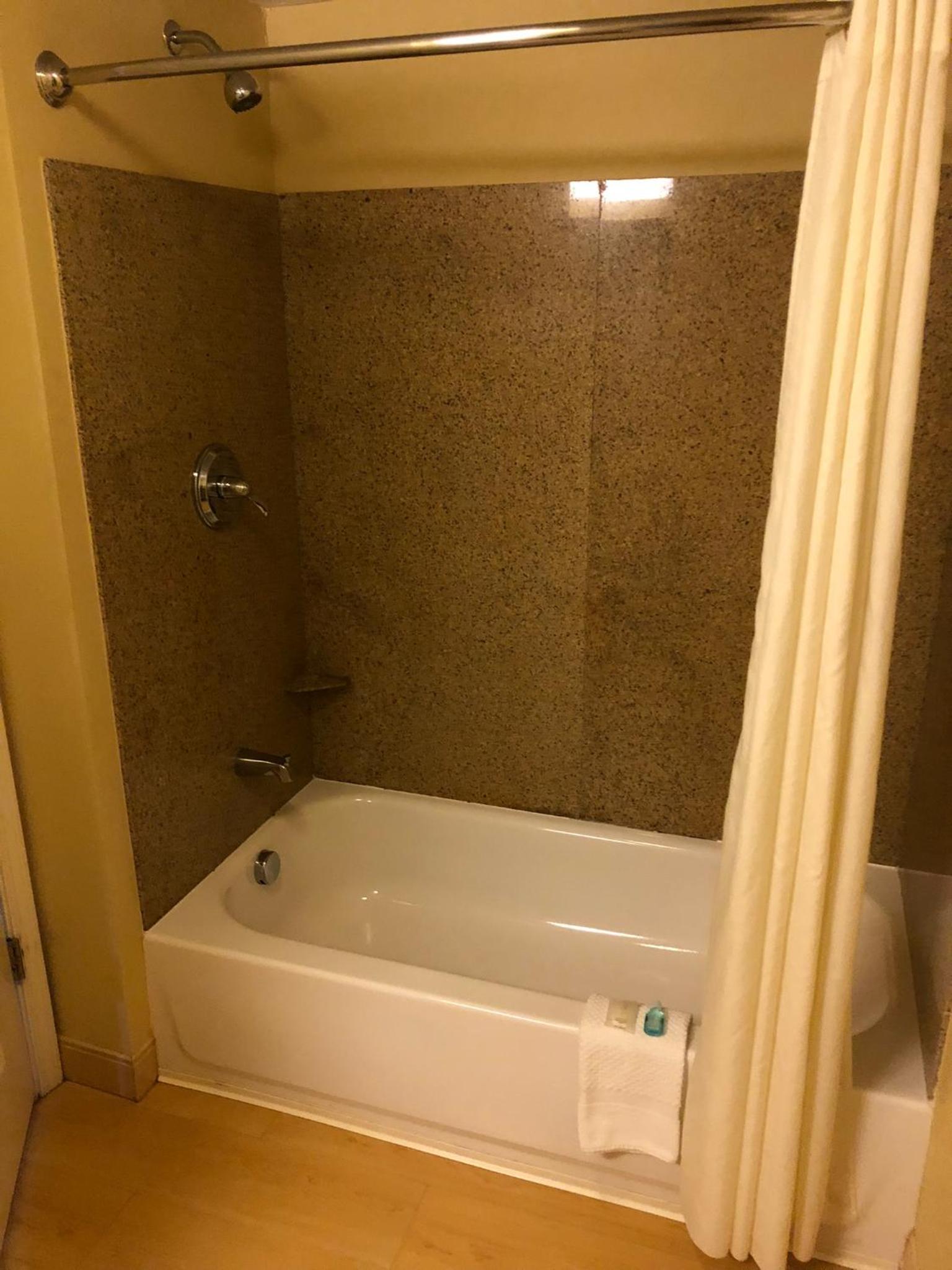 Jacksonville Vacations - MainStay Suites Jacksonville near Camp Lejeune - Property Image 5