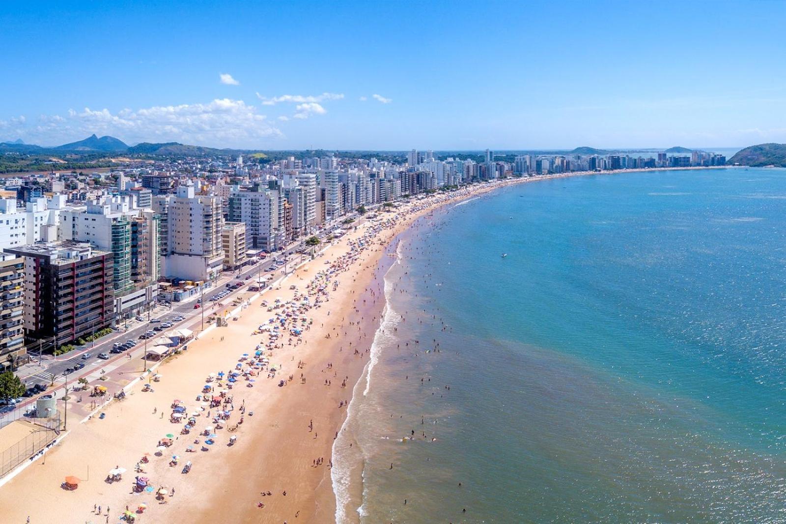 Ivana Imoveis - Vários Aptos de Temporada mesmo Prédio na Praia do Morro