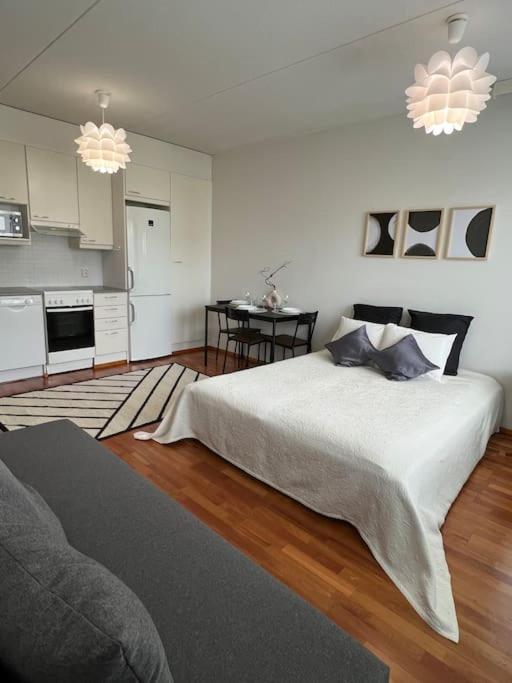 Studio by Sello shopping mall