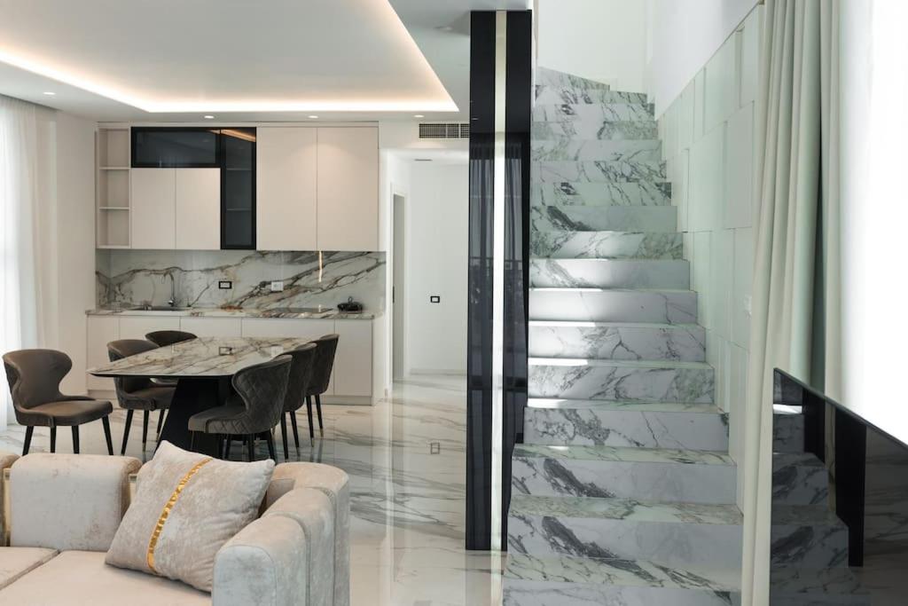 Palmera Sunrise Vila