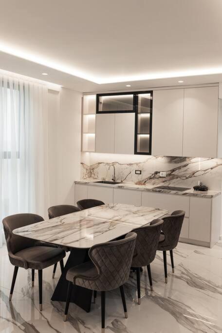Palmera Sunrise Vila