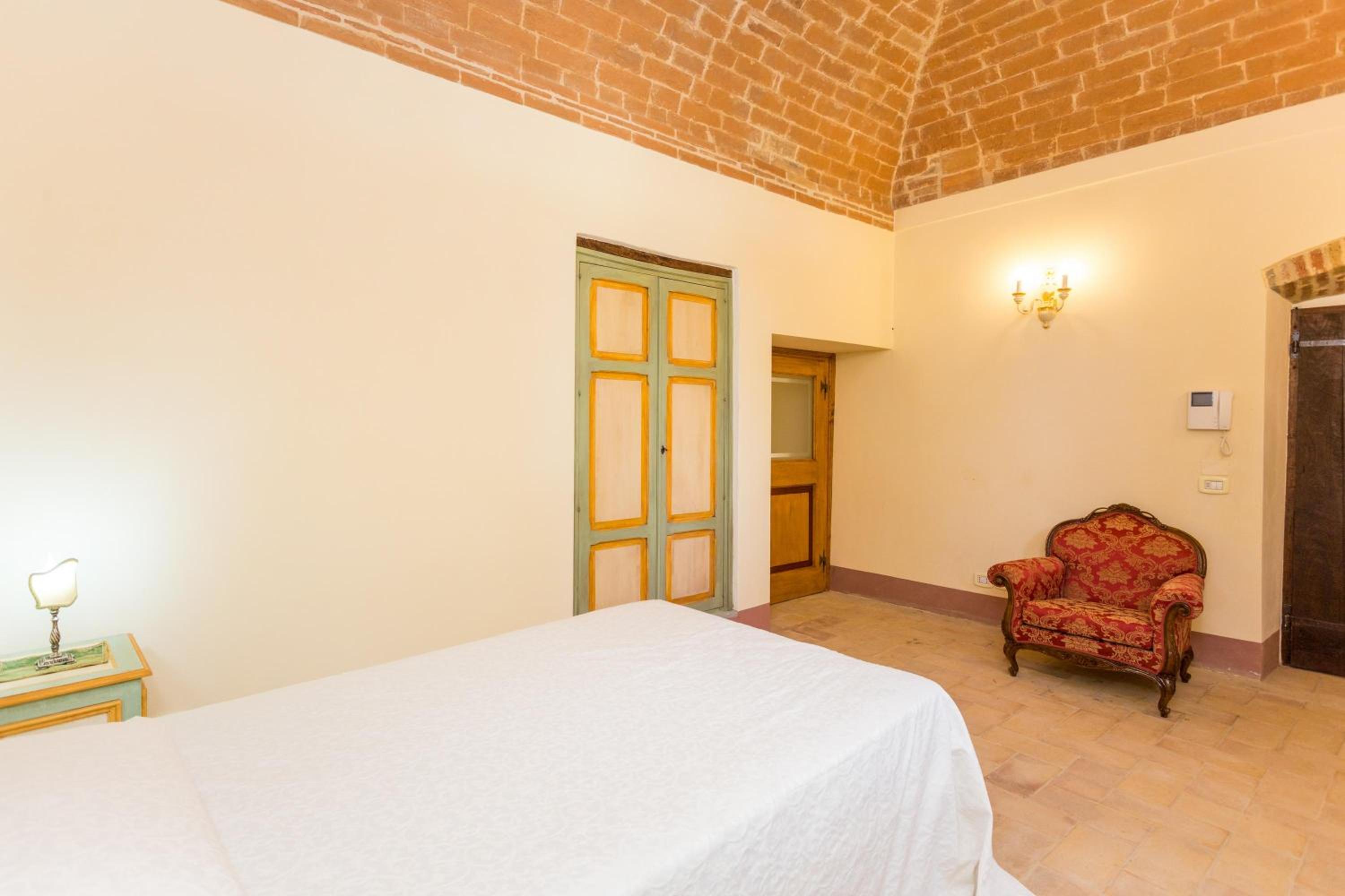 Borgo Colognola - Dimora Storica