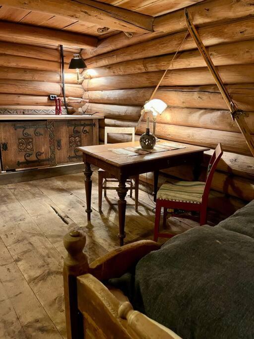 Traditional barn -Stabbur - wifi og sauna view 3