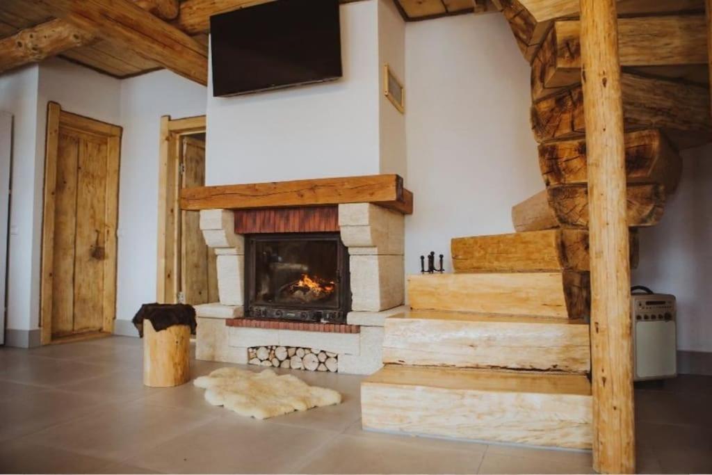 Aframehouse
