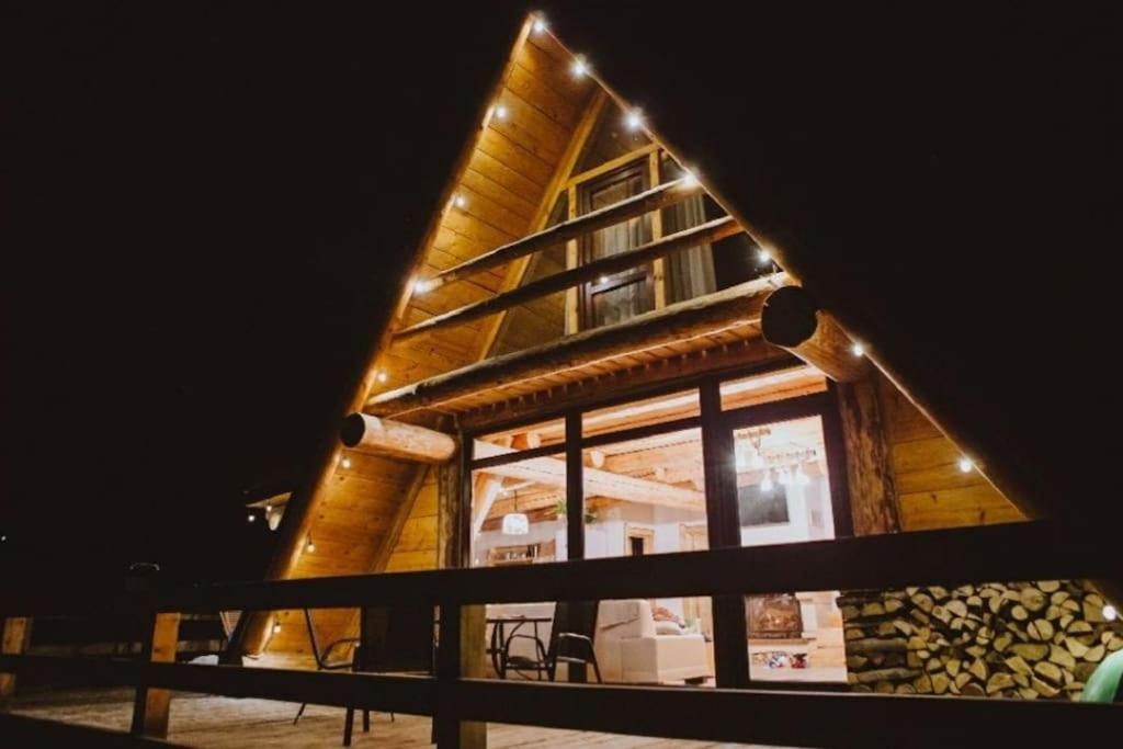 Aframehouse