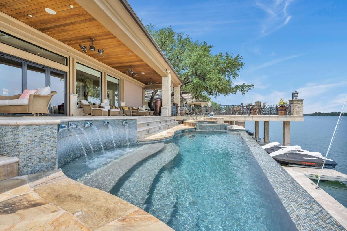 The Villa on Matern New Listing view 2