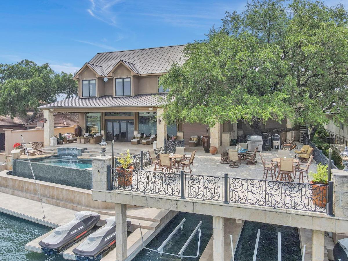 The Villa on Matern New Listing view 4