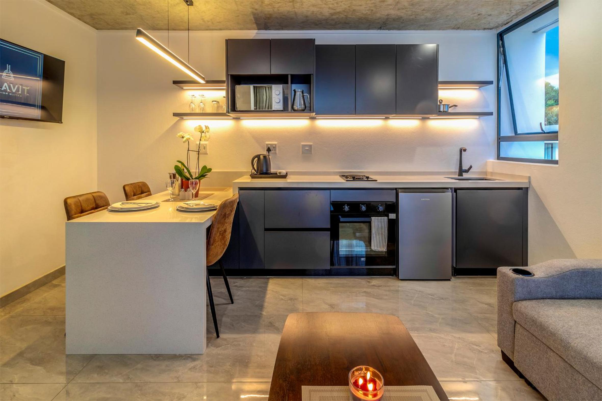 KRAVIT Premier Suites