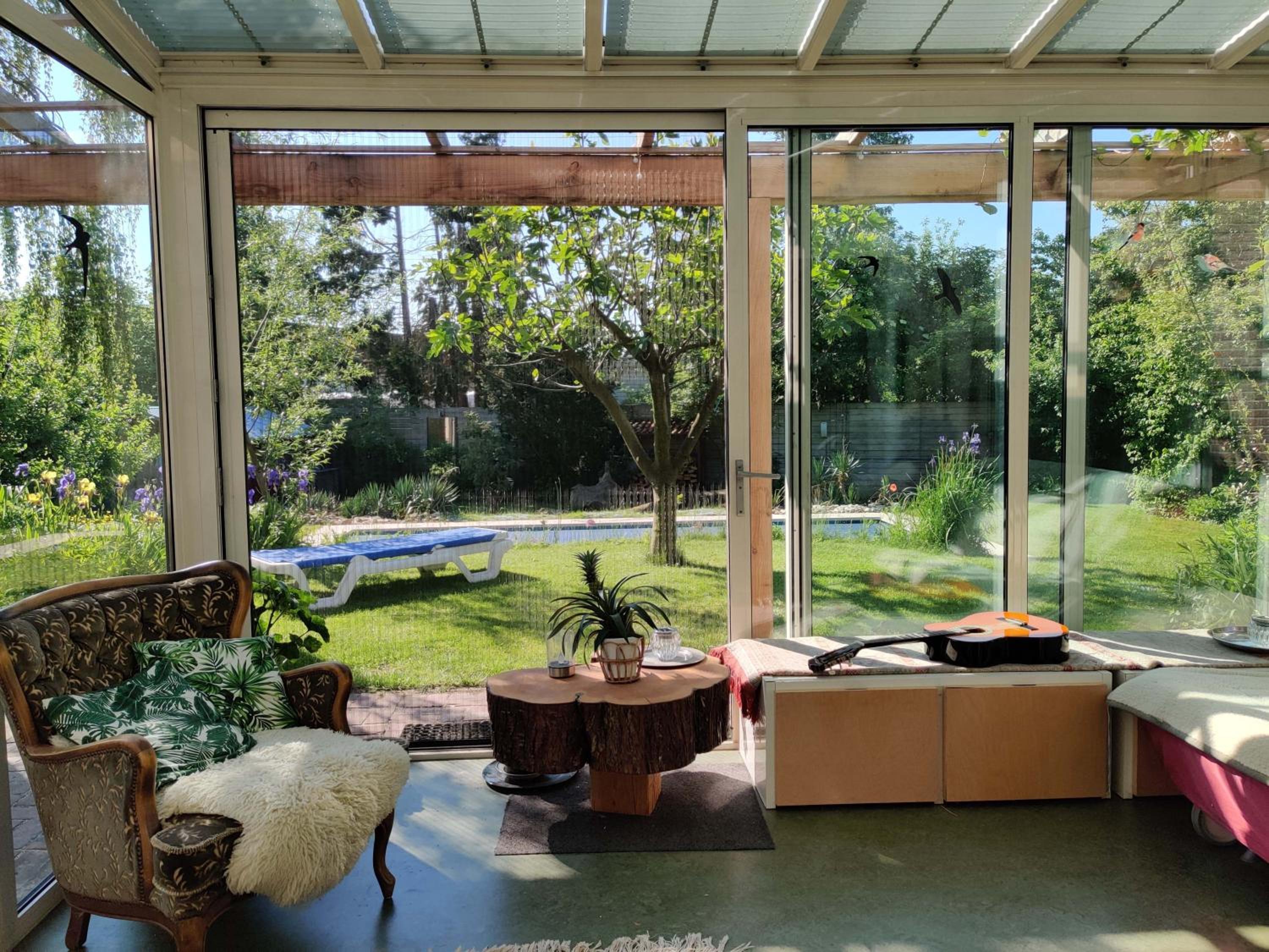 Directors room Swimmingpool Ecolodge Tilburg