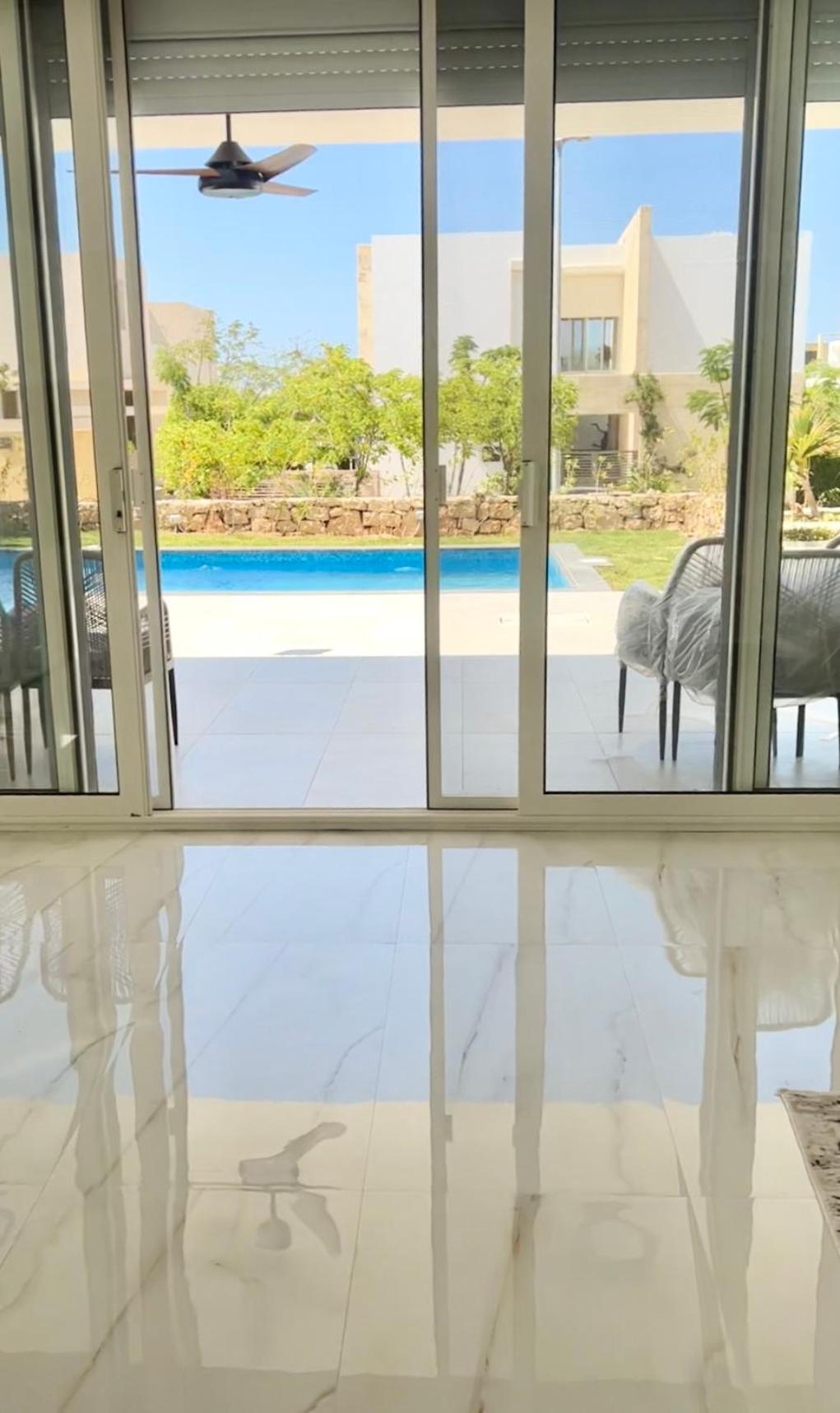 Seashell villa with private pool