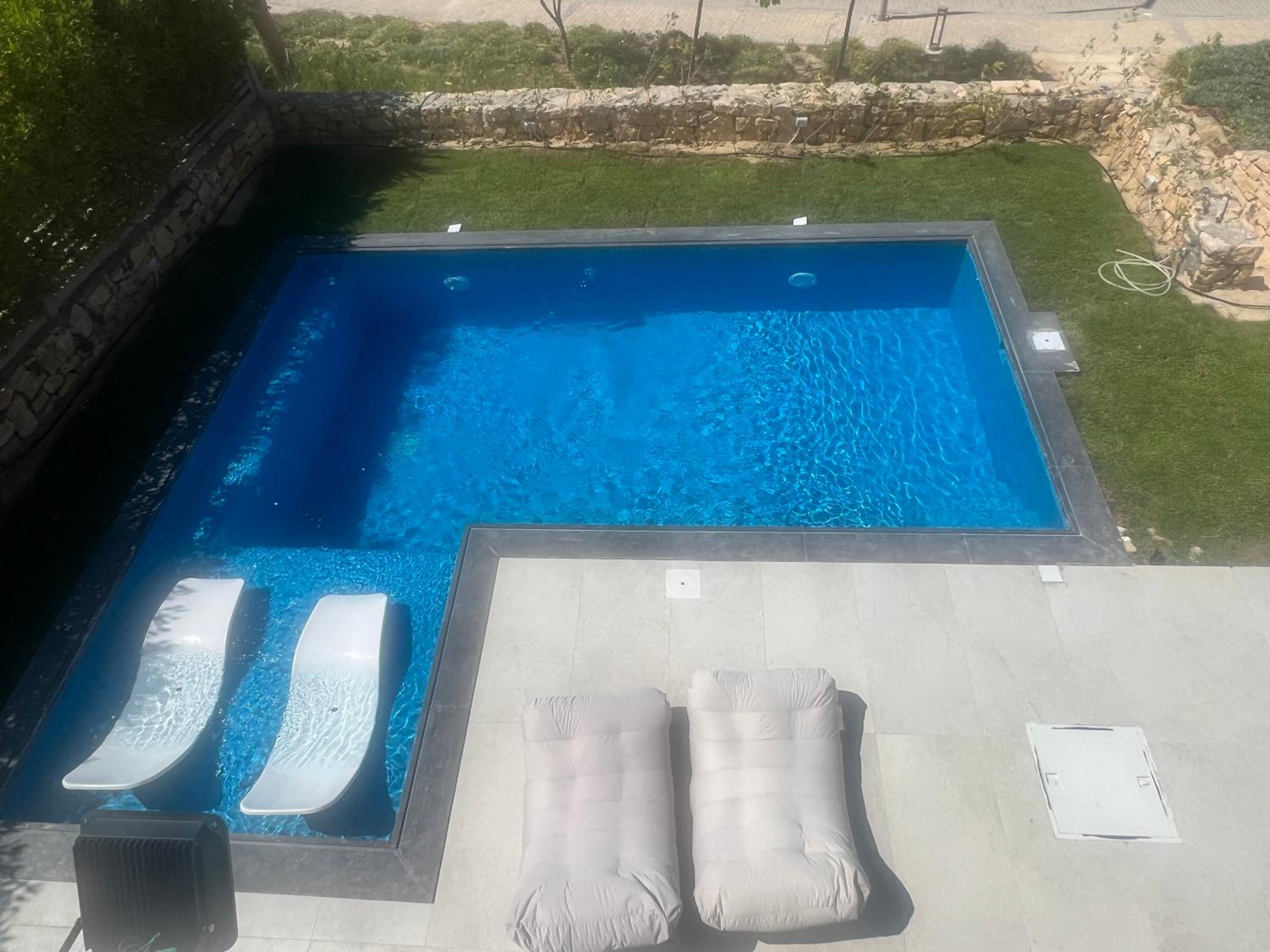 Seashell villa with private pool