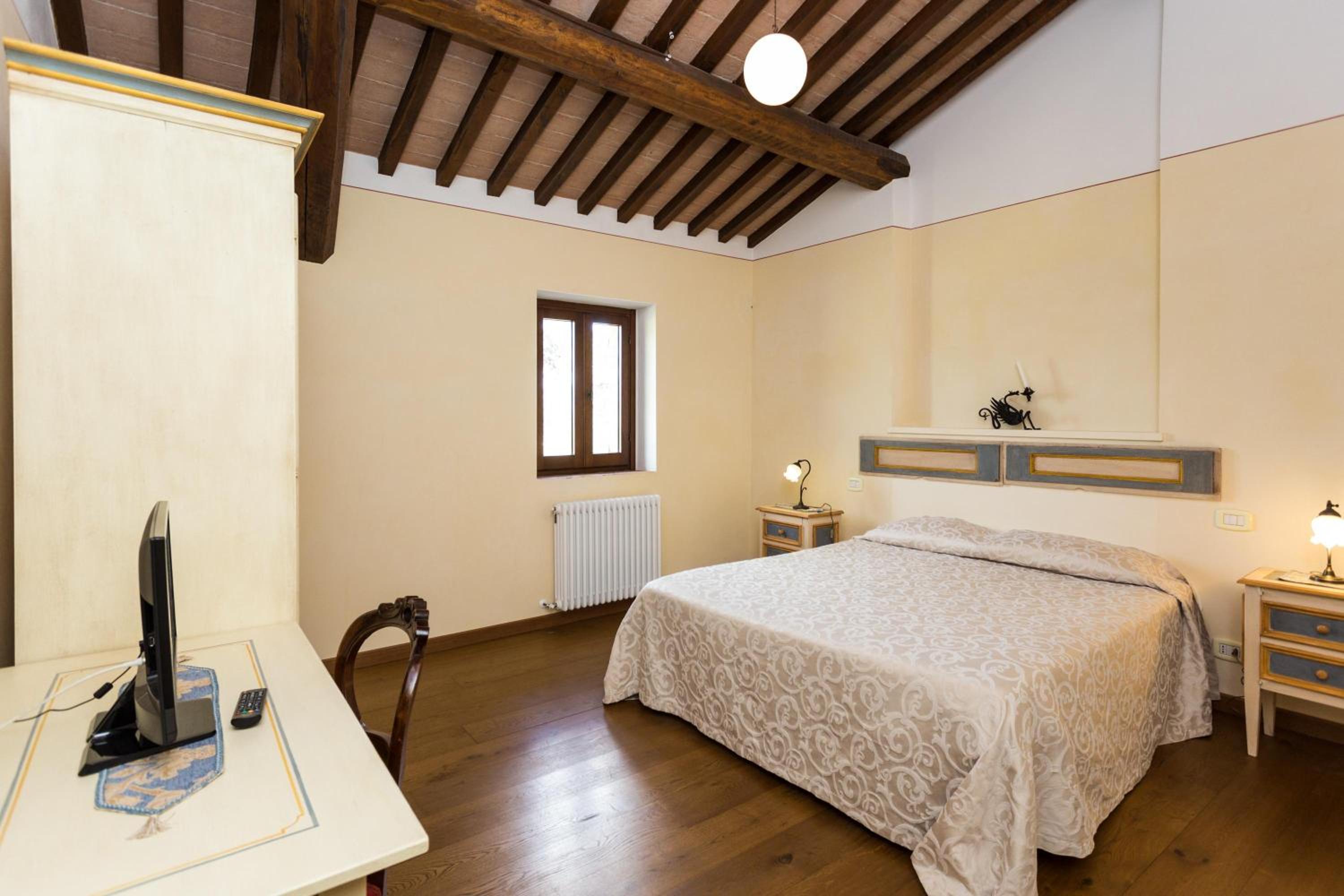 Borgo Colognola - Dimora Storica