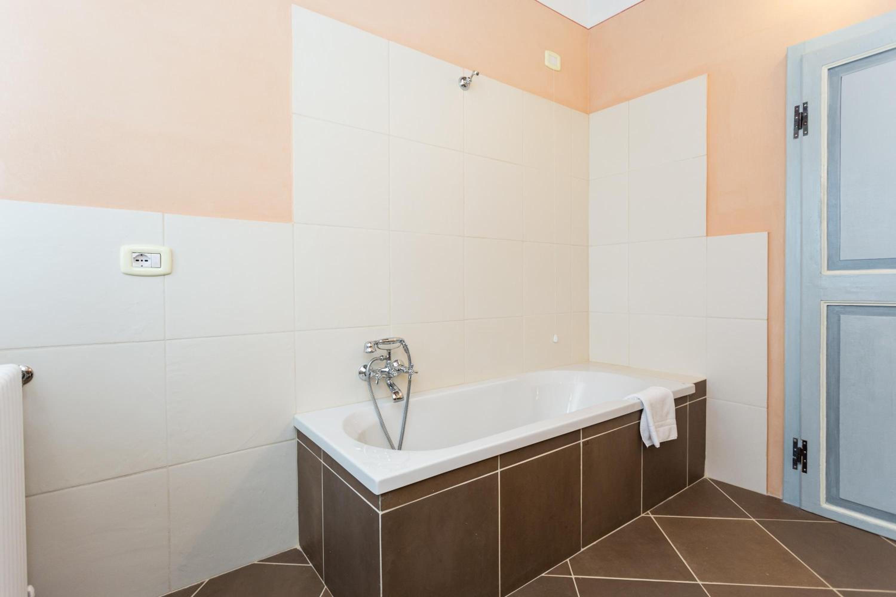 Borgo Colognola - Dimora Storica