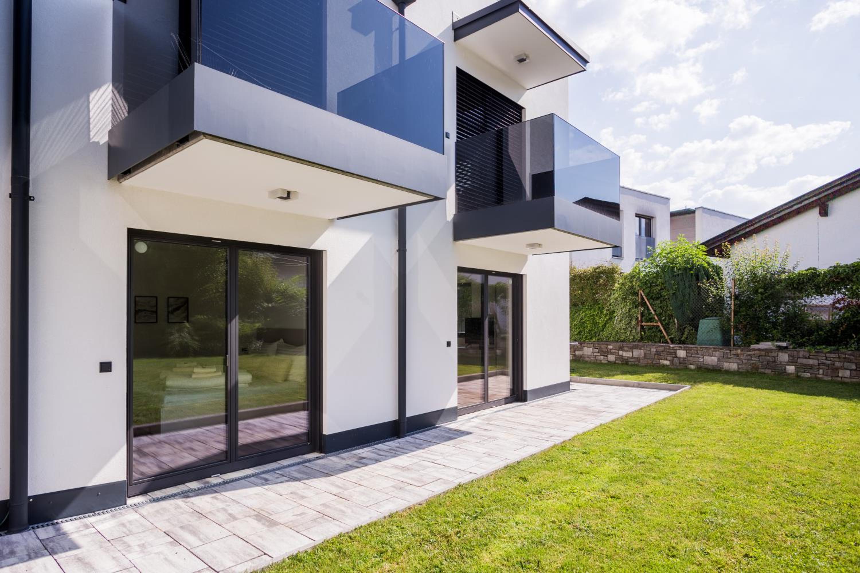 Moderne Wohnung mit Terrasse