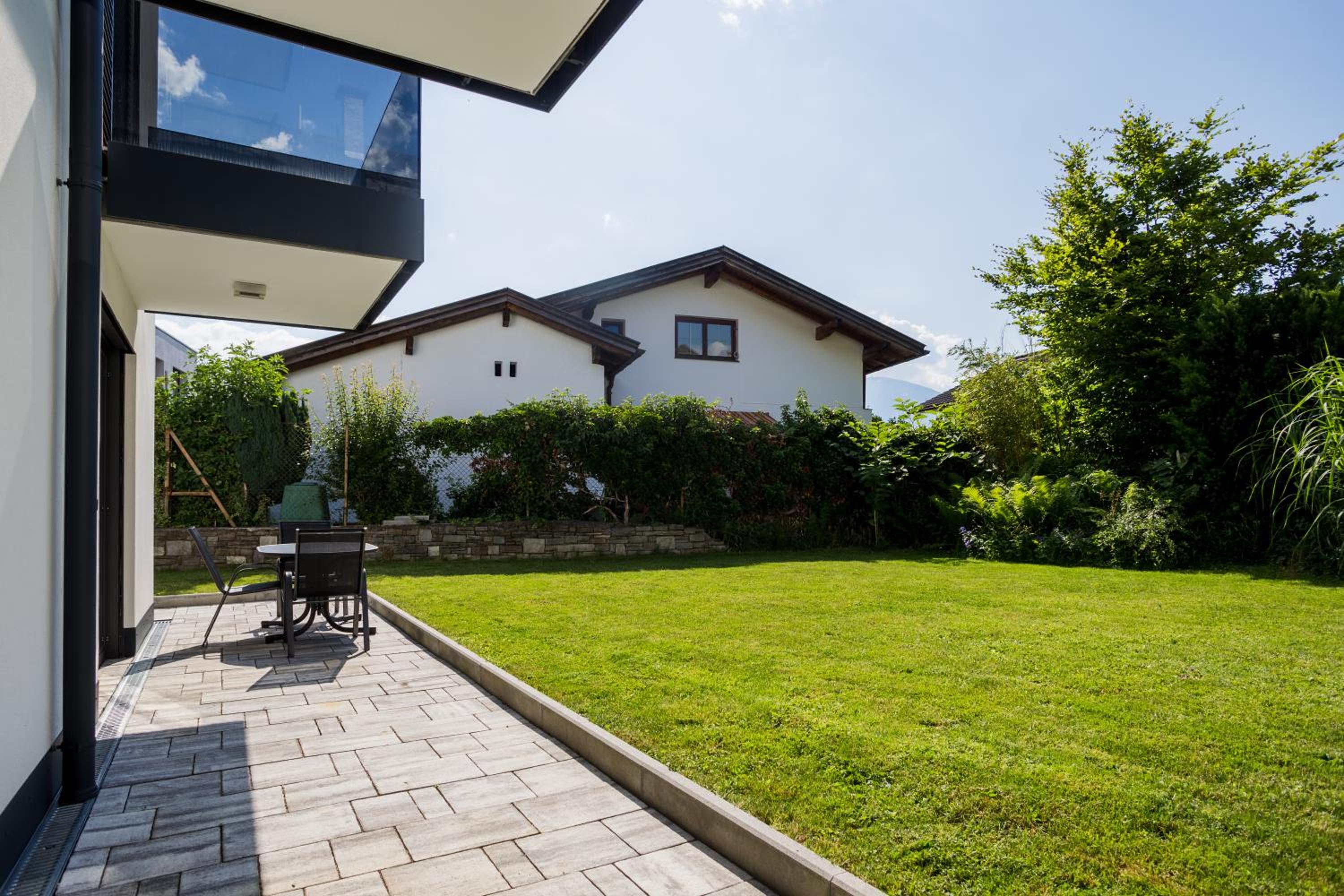 Moderne Wohnung mit Terrasse