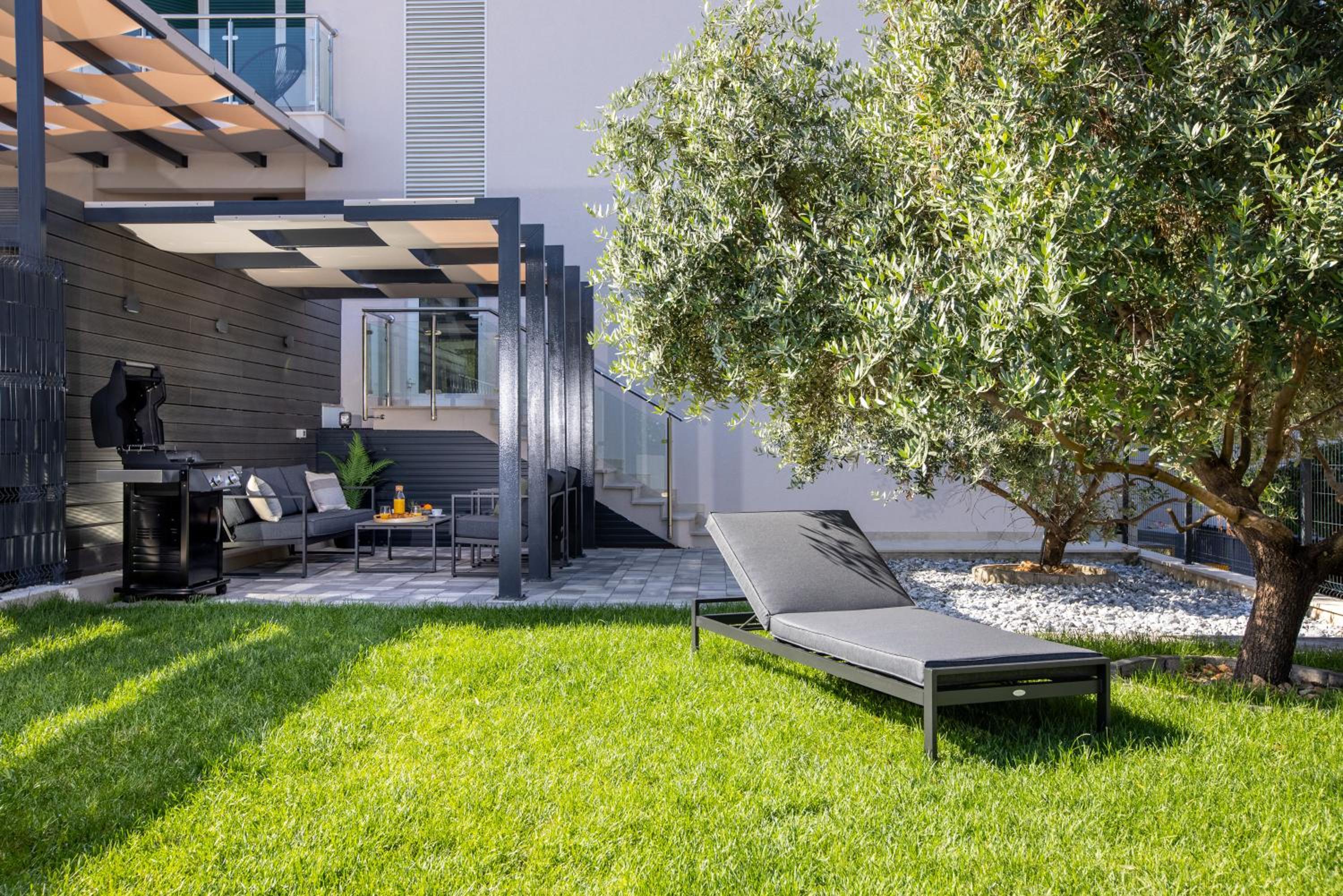 Apartments Ocrux