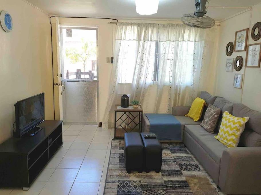Entire Unit Fully Air-conditioned with Hi-Speed WiFi