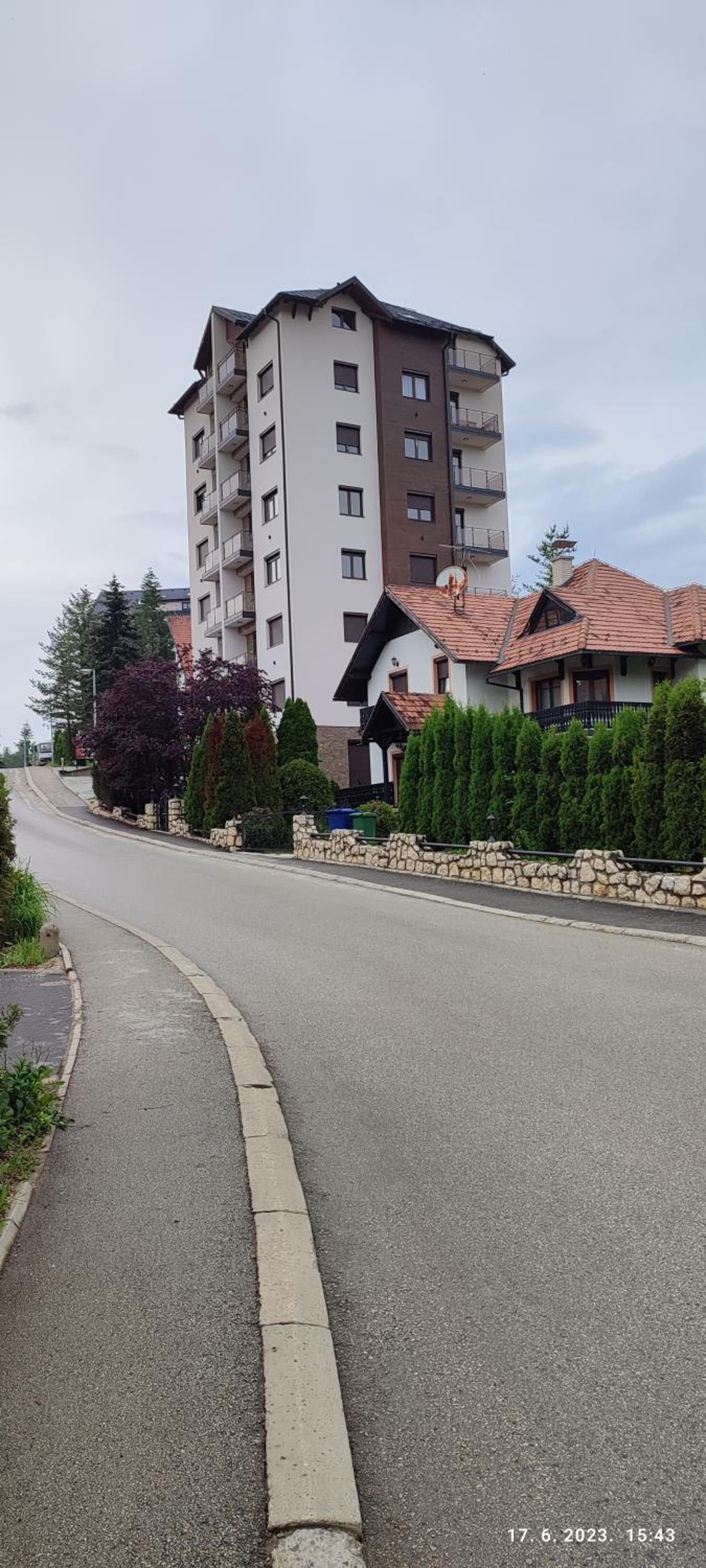 Photo 19