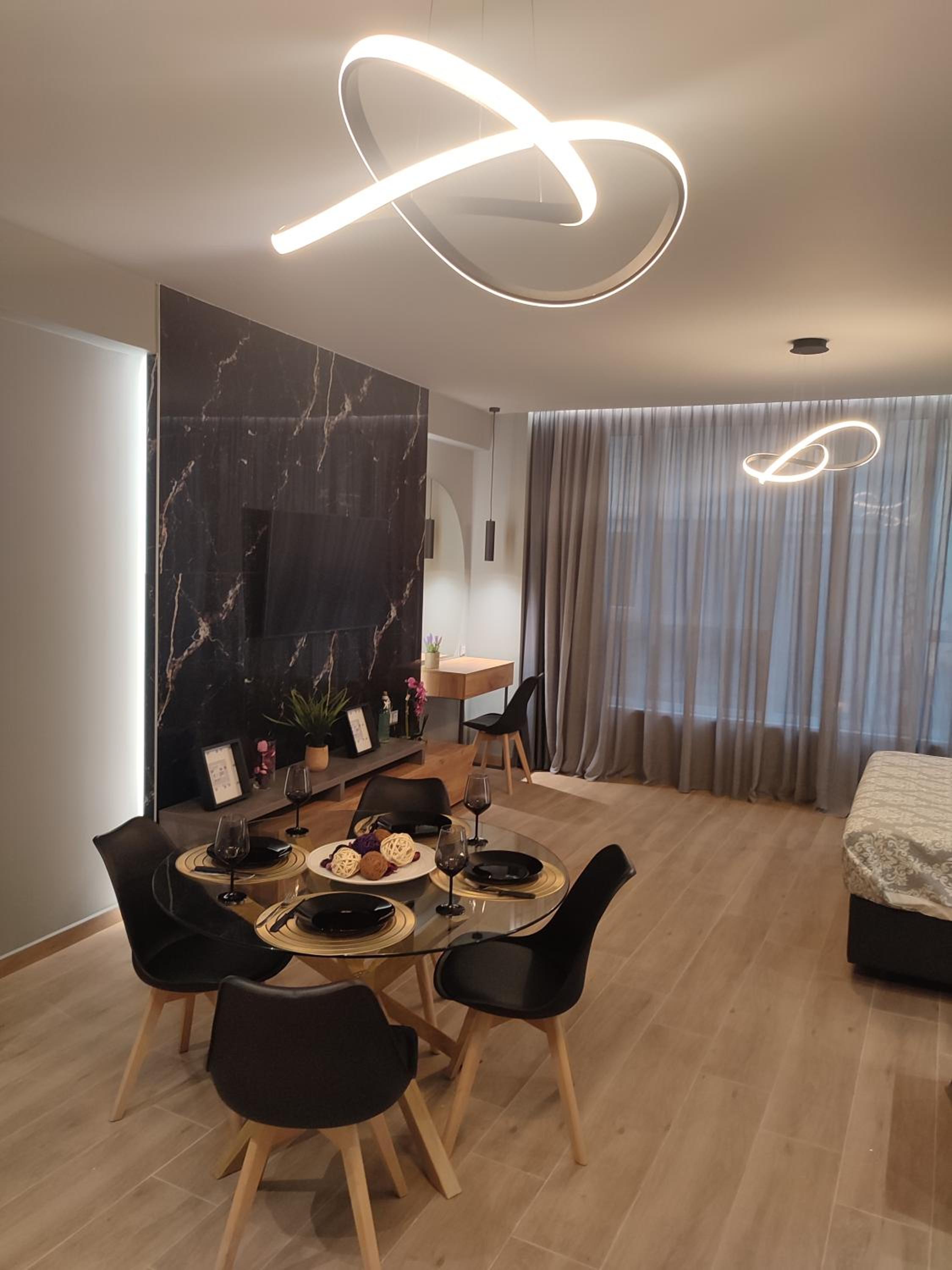 Amazing Apartments @ Monastiraki Subway Station