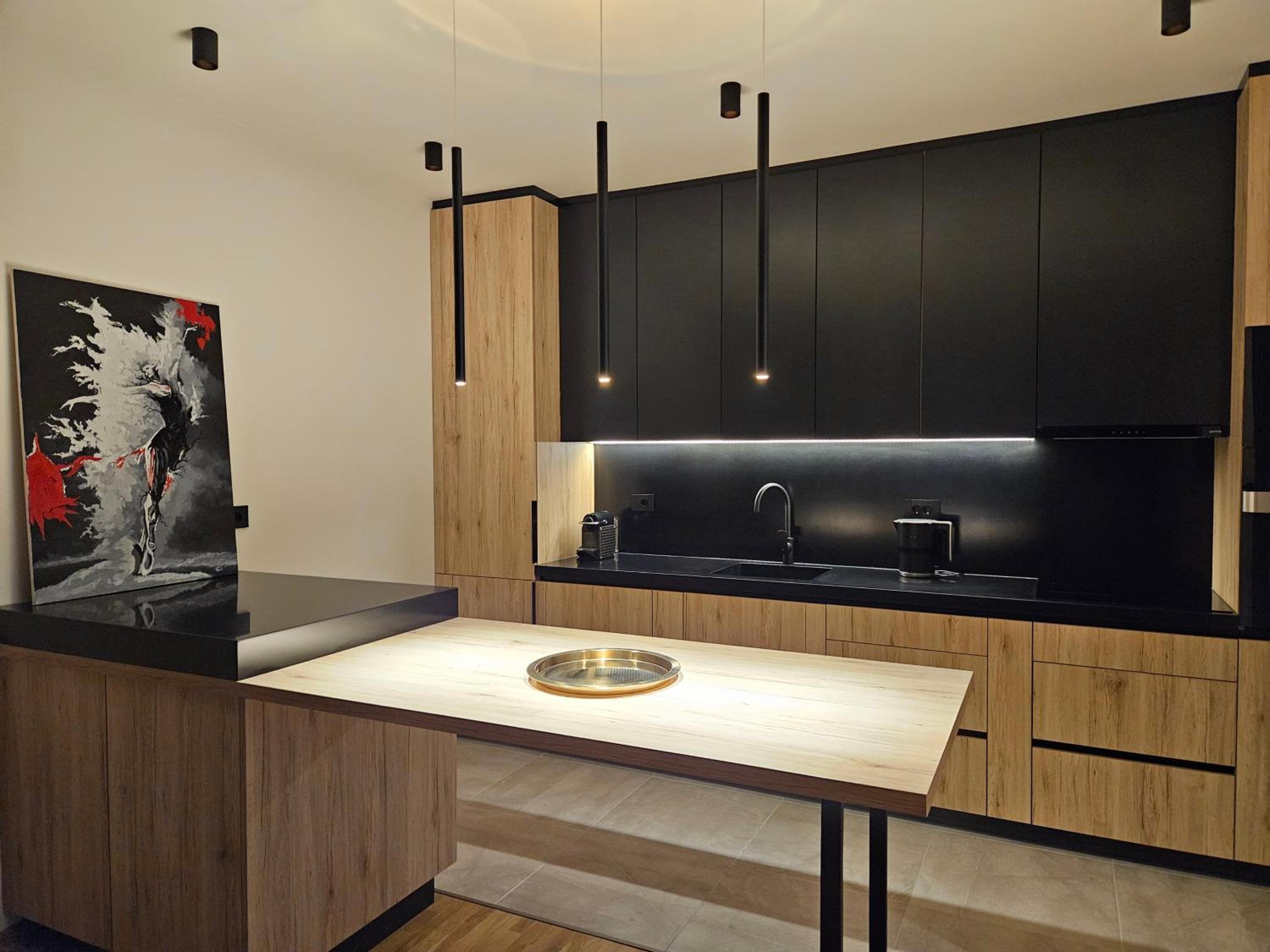 ADAV Luxus Apartment